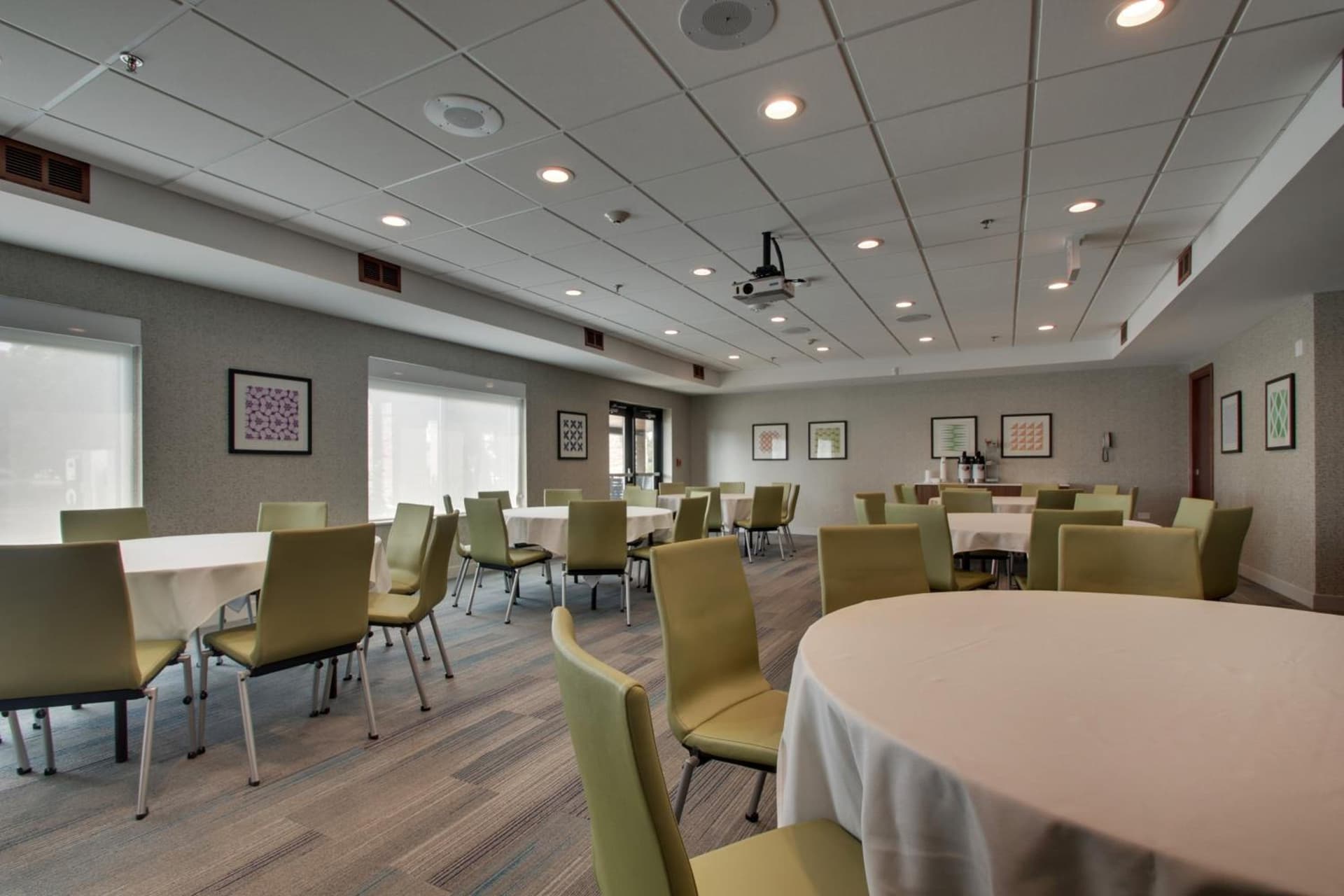 Holiday Inn Express & Suites Aurora - Naperville by IHG gallery photo in Aurora, IL — image 31