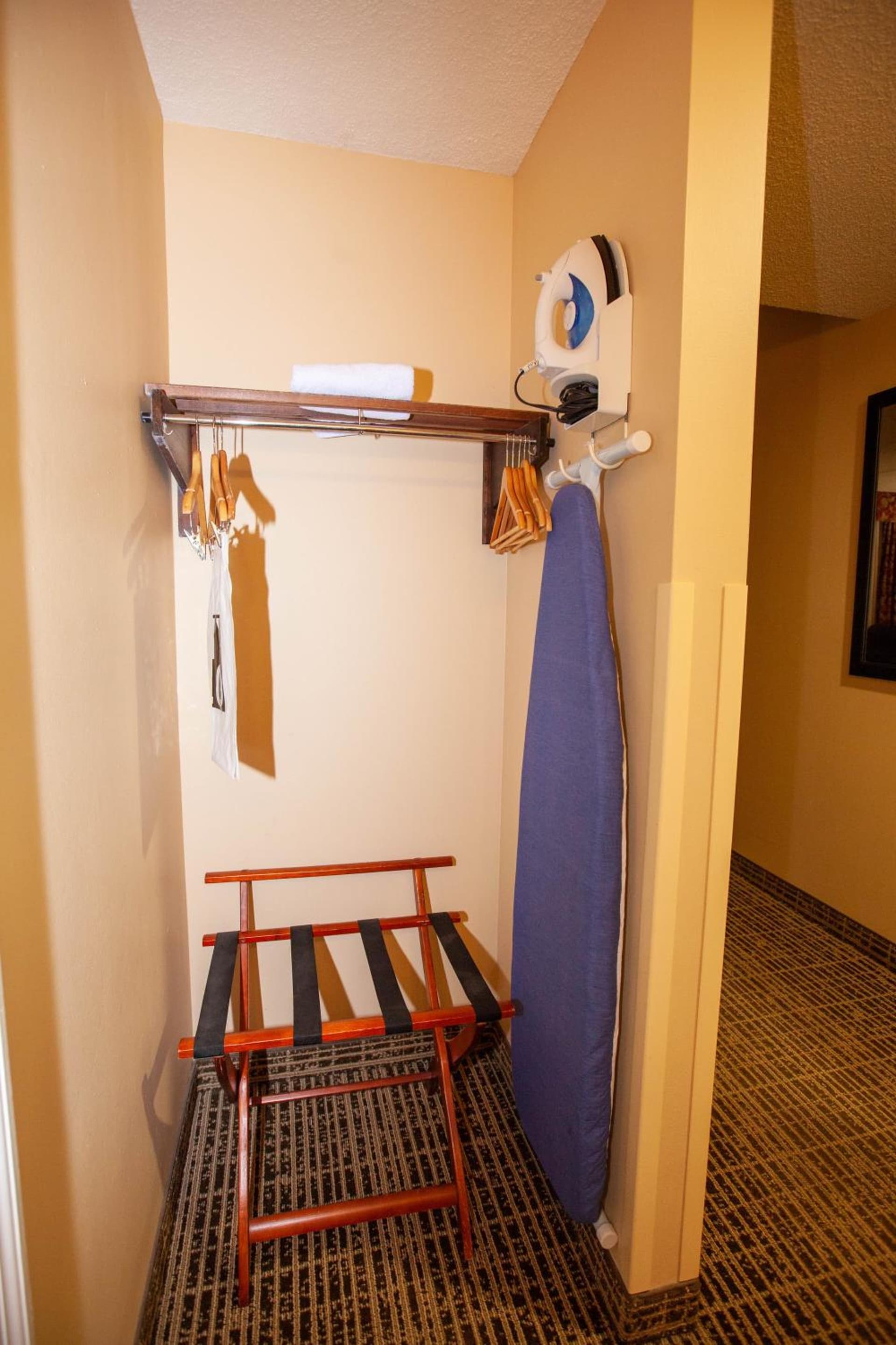 Baymont by Wyndham Knoxville/Cedar Bluff gallery photo in Knoxville, TN — image 21