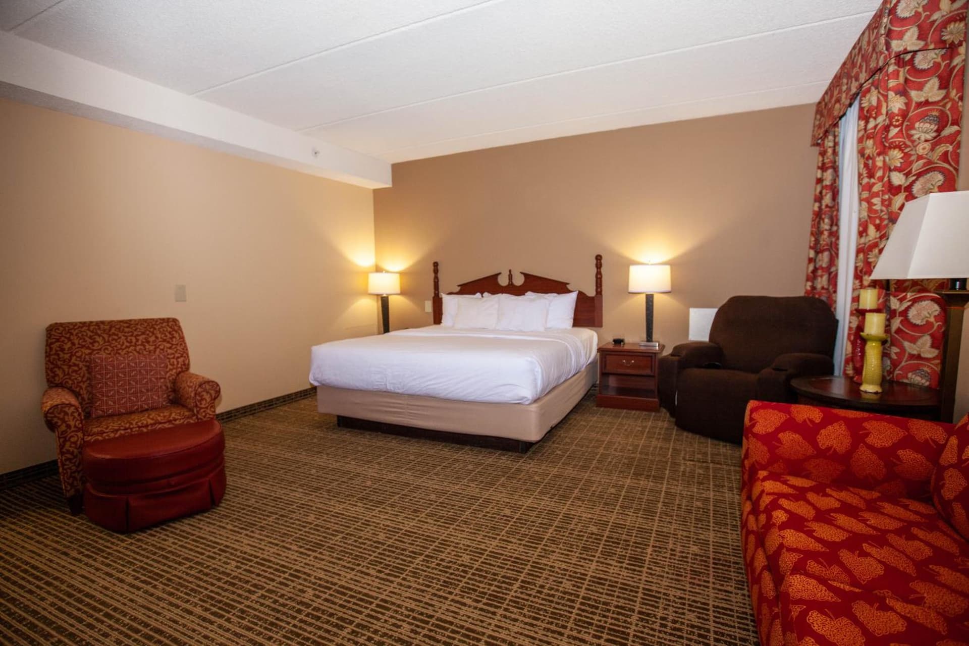 Baymont by Wyndham Knoxville/Cedar Bluff gallery photo in Knoxville, TN — image 12