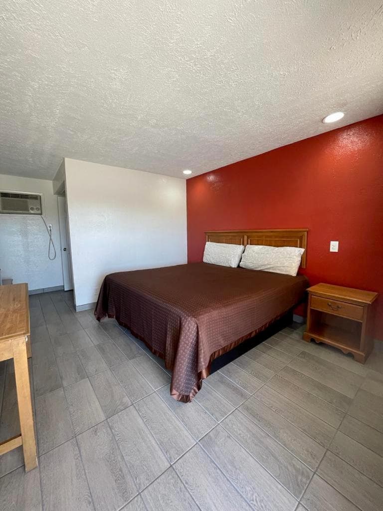 Red River Inn featured exterior or lobby in Clarksville, TX — similar hotel