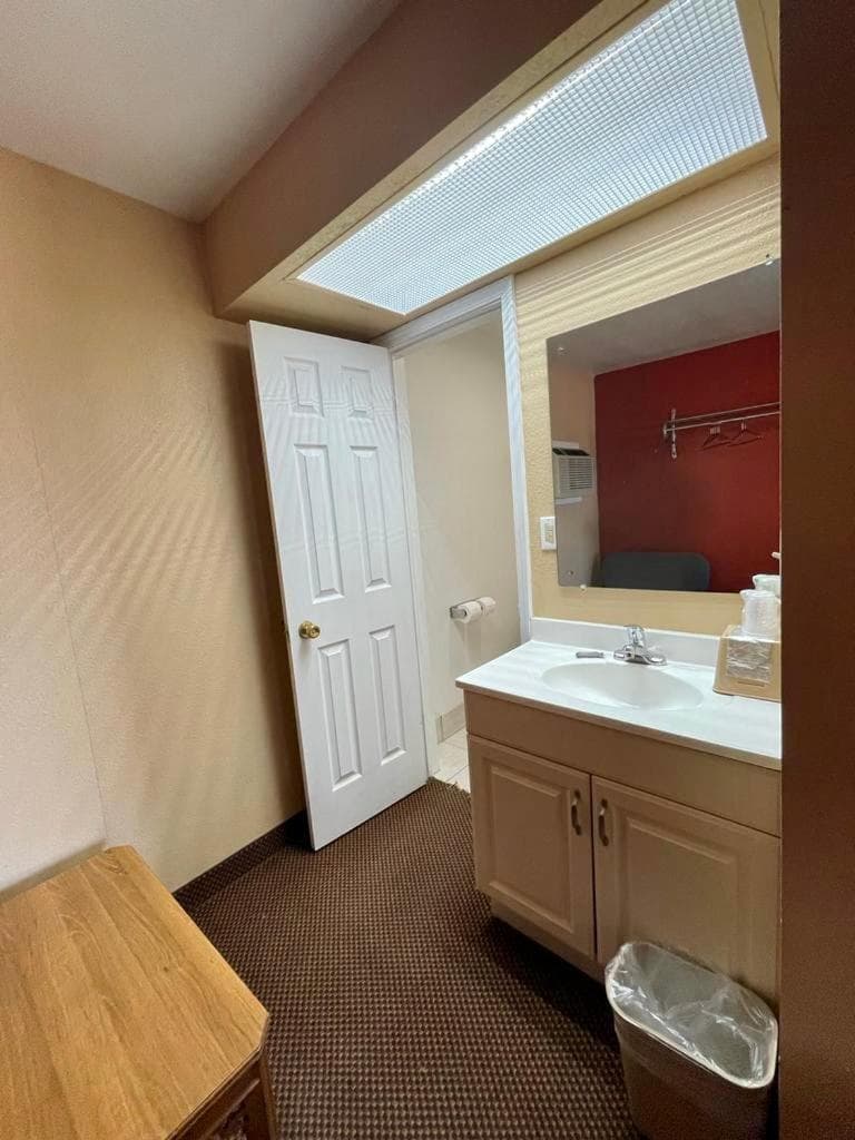 Red River Inn property views in Clarksville, TX — gallery photo 3