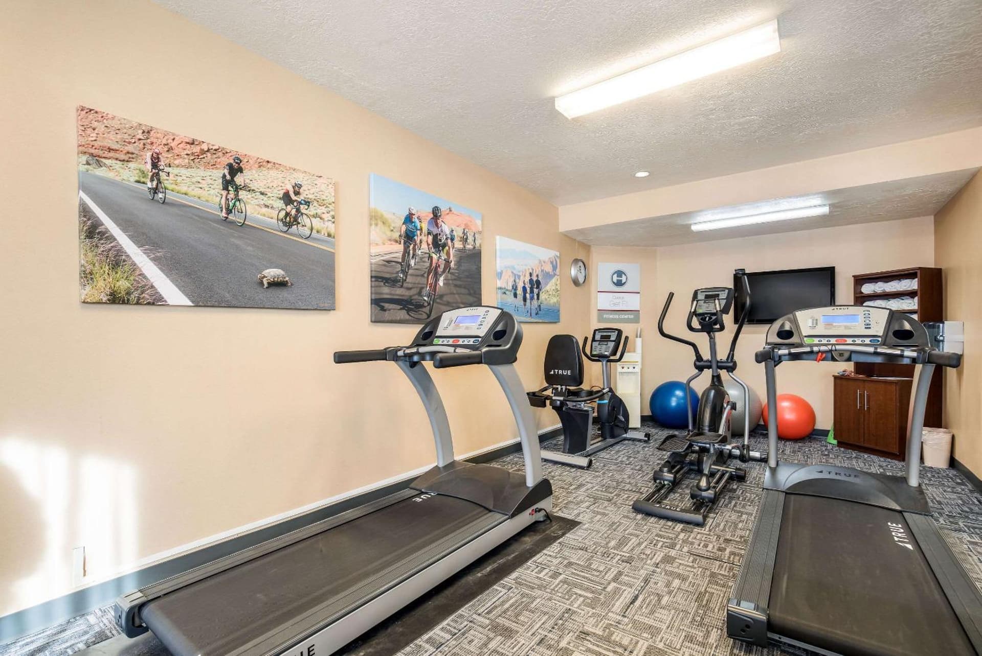 Clarion Suites St George - Convention Center Area gallery photo in St. George, UT — image 35