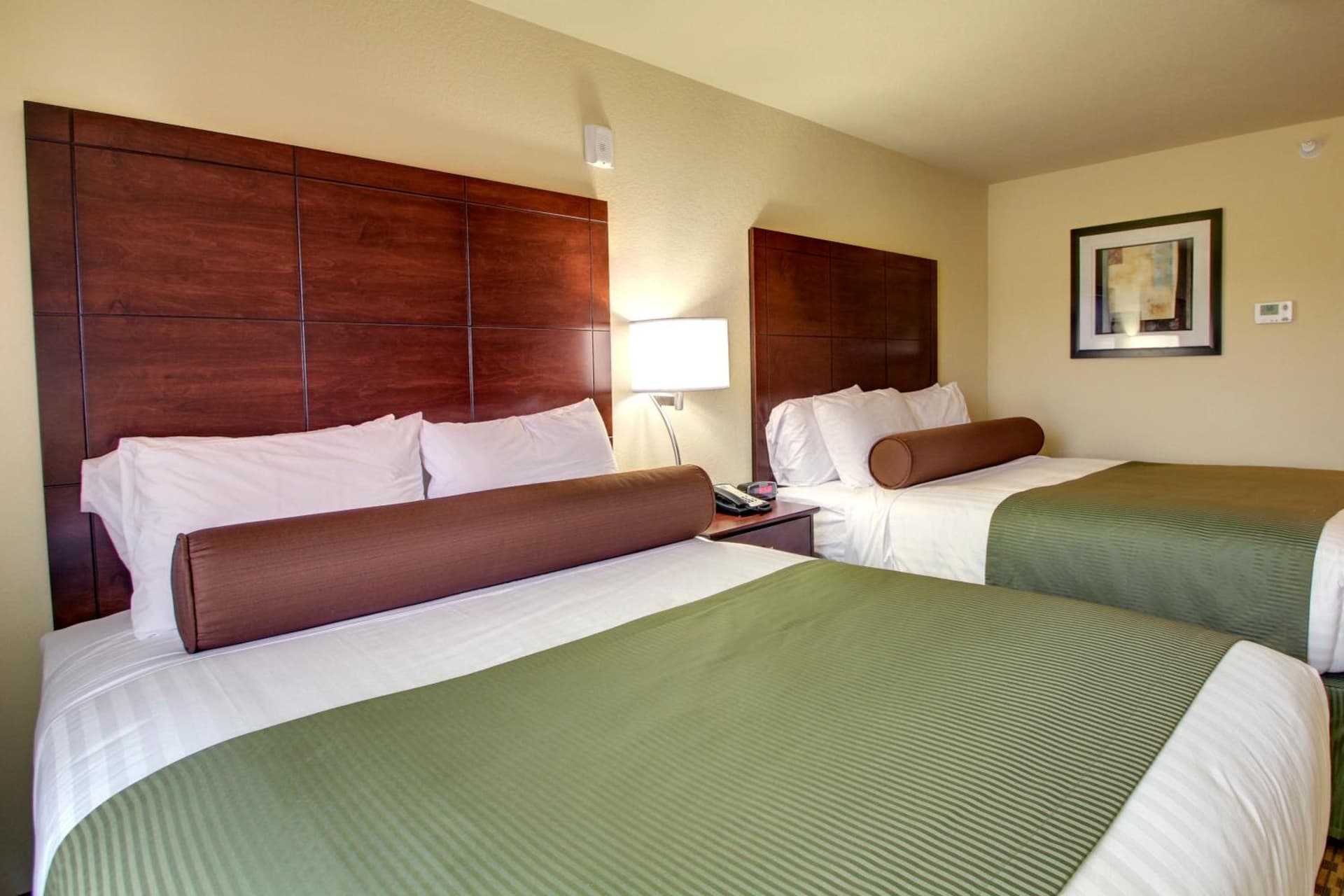Cobblestone Inn and Suites - Eaton gallery photo in Eaton, CO — image 17