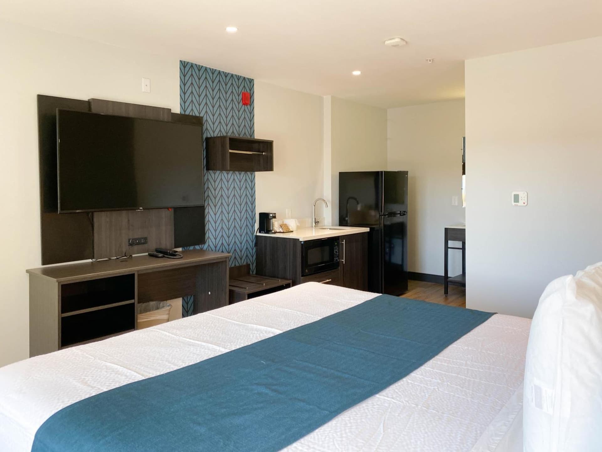 Studio 6 Suites Stockton, CA Waterfront gallery photo in Stockton, CA — image 10