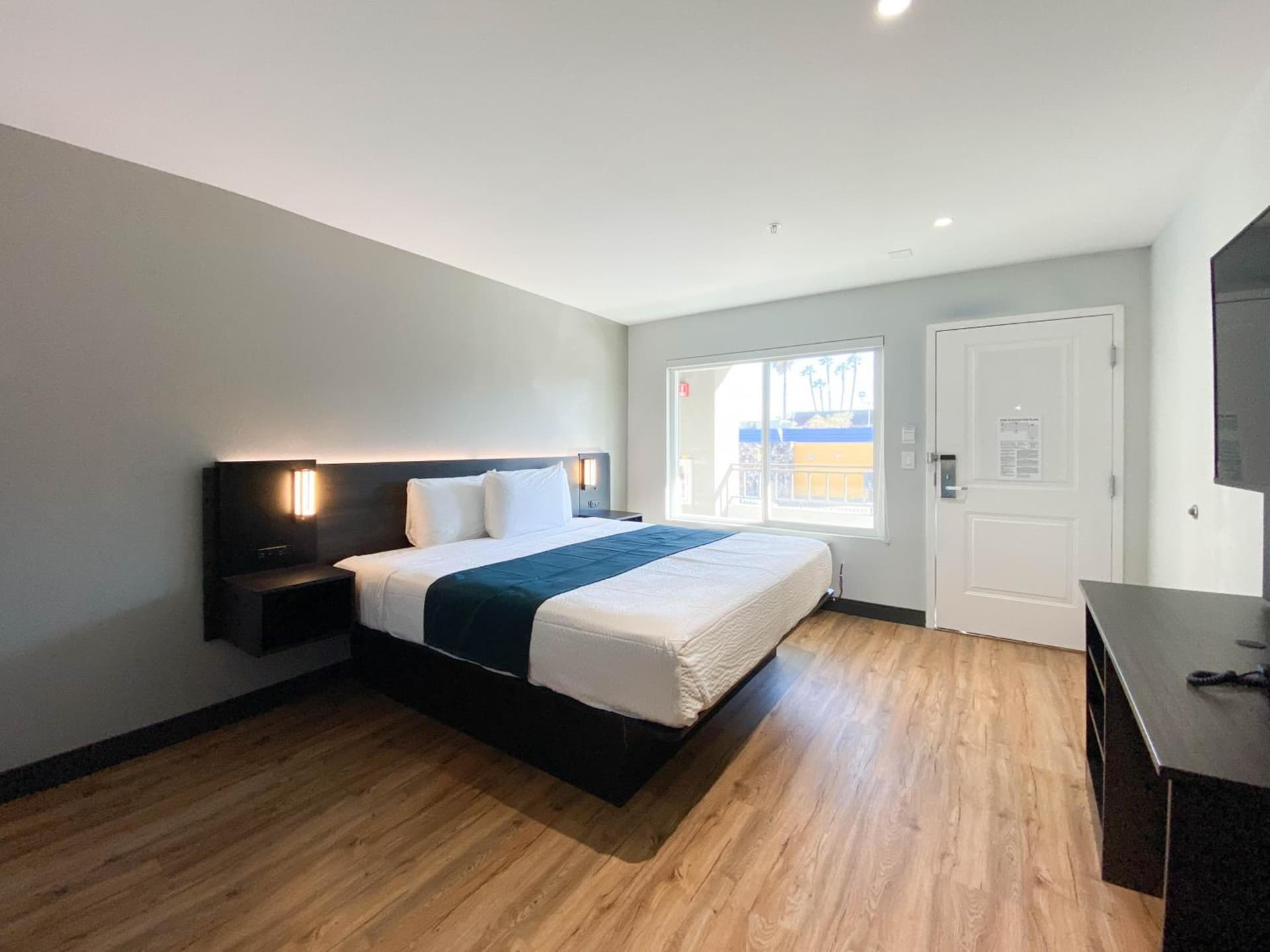 Studio 6 Suites Stockton, CA Waterfront gallery photo in Stockton, CA — image 15