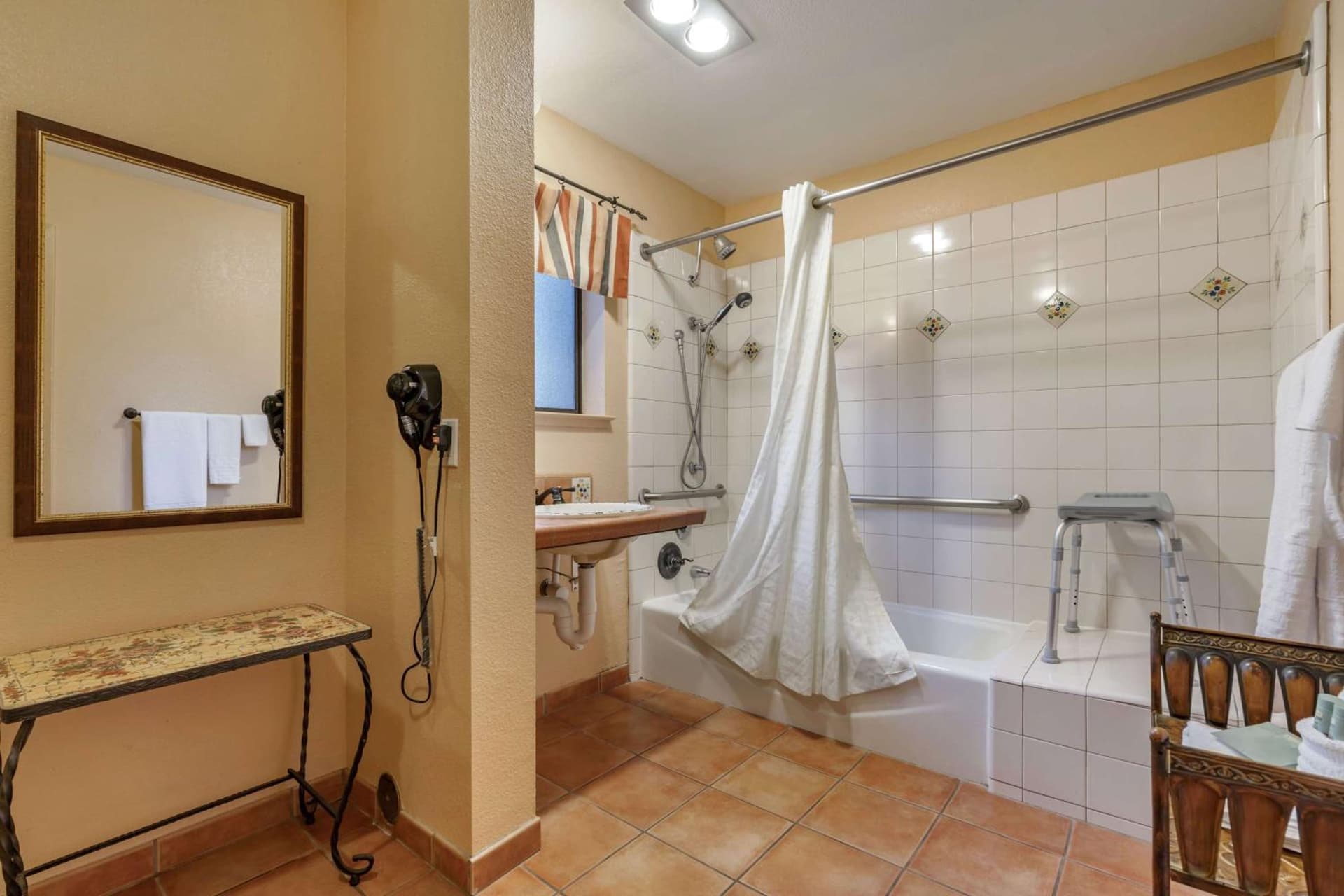 Best Western Rose Garden Inn gallery photo in Watsonville, CA — image 50