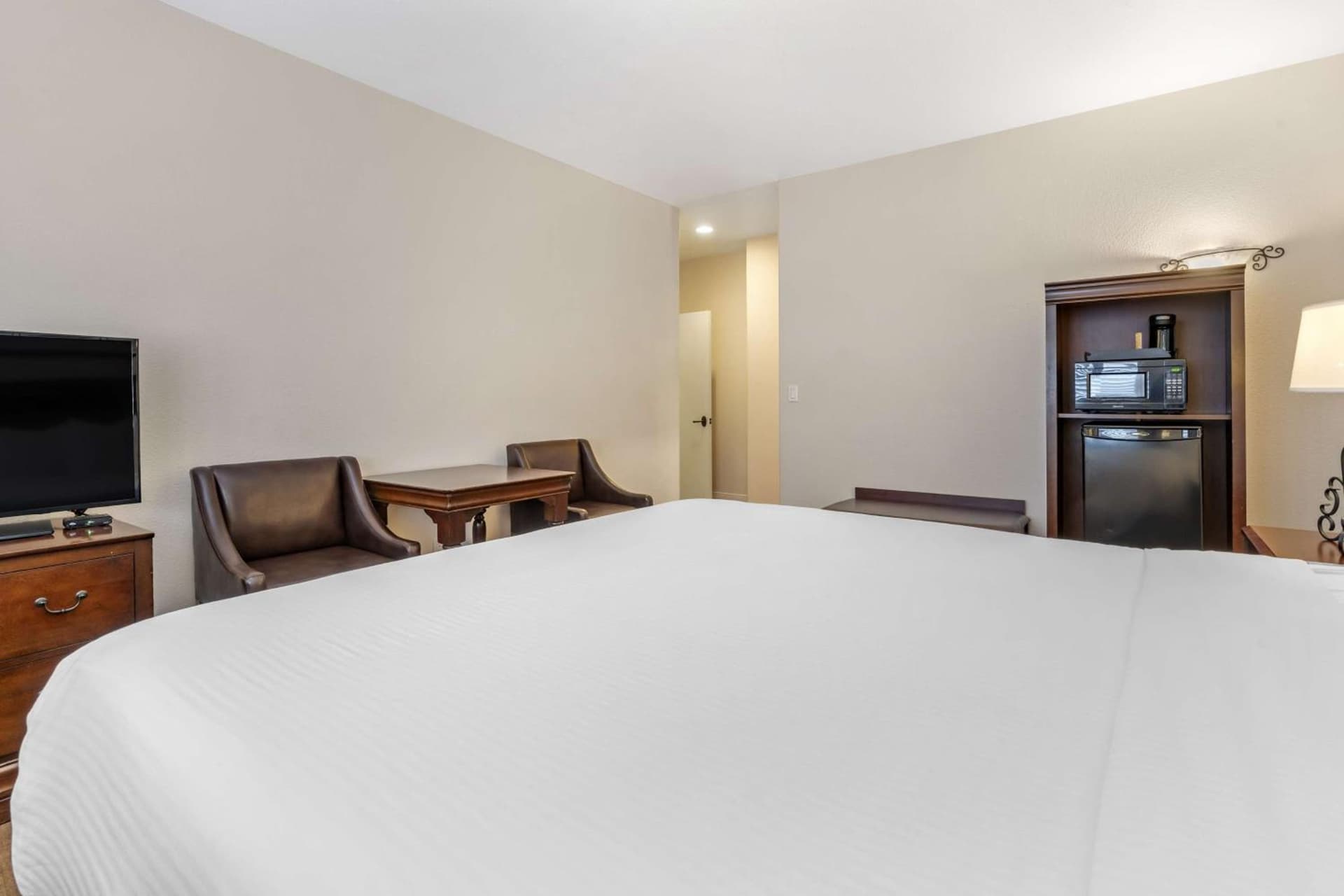 Best Western Rose Garden Inn gallery photo in Watsonville, CA — image 45