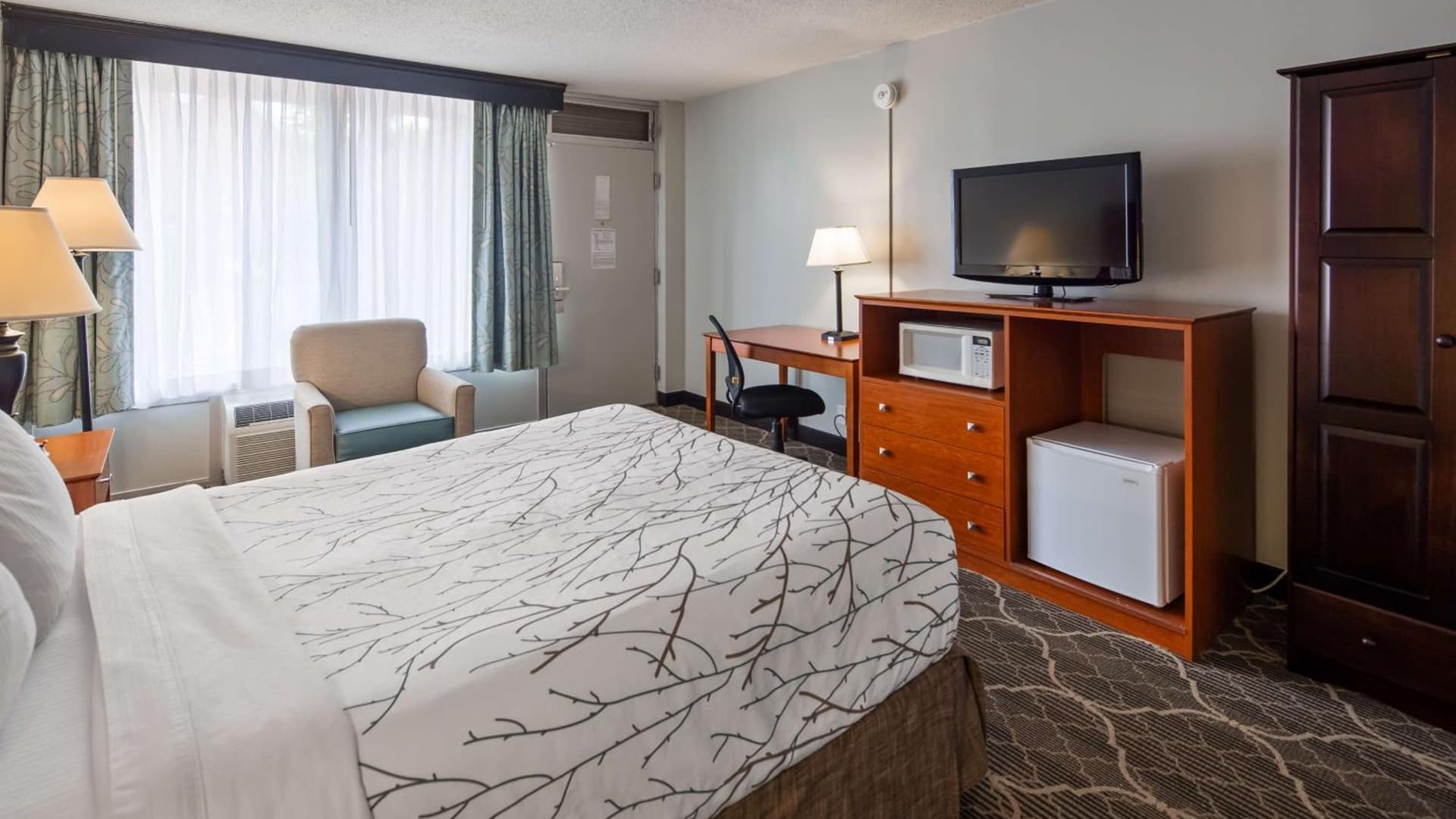 Best Western Fredericksburg gallery photo in Fredericksburg, VA — image 5