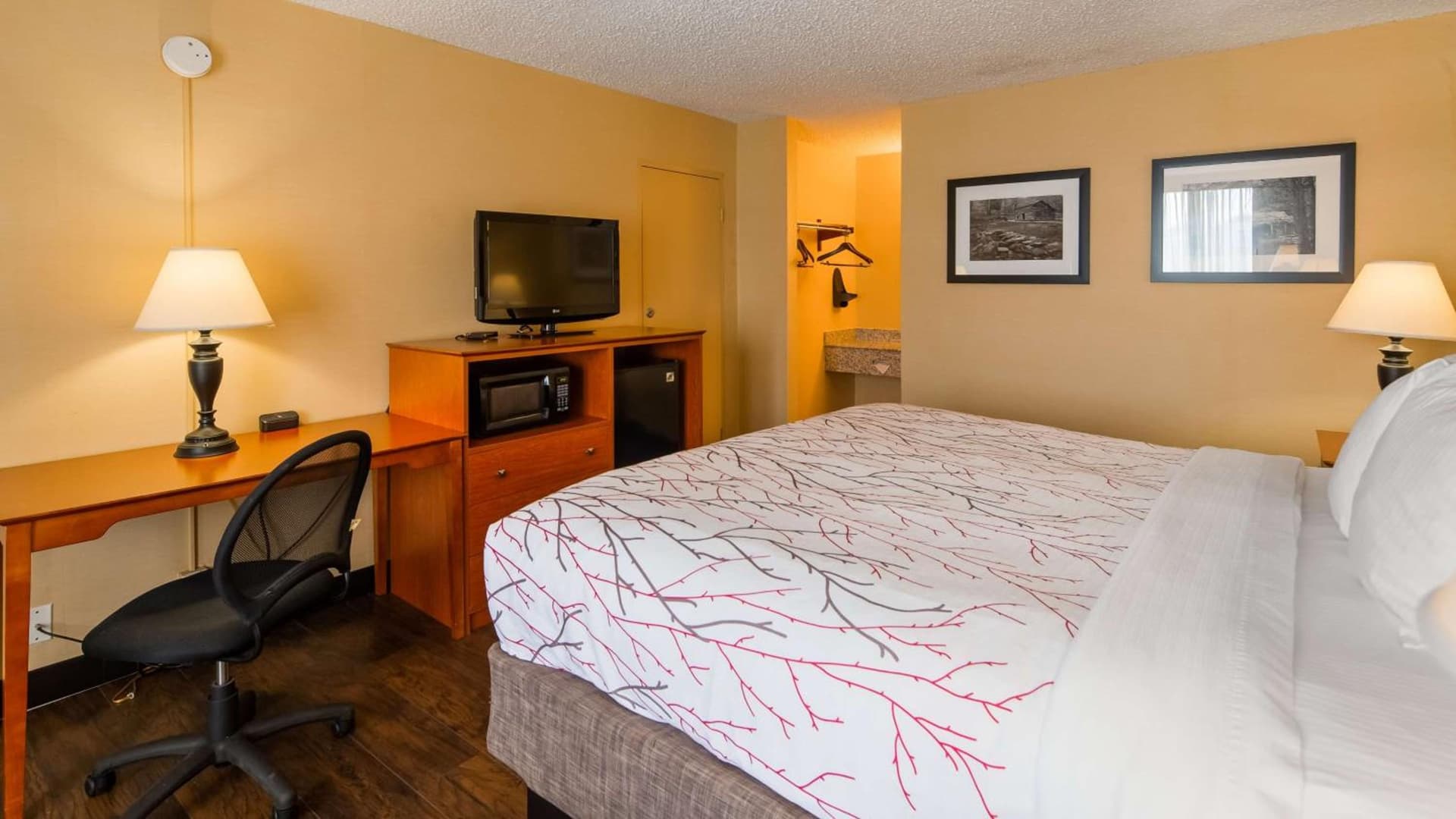 Best Western Fredericksburg gallery photo in Fredericksburg, VA — image 22