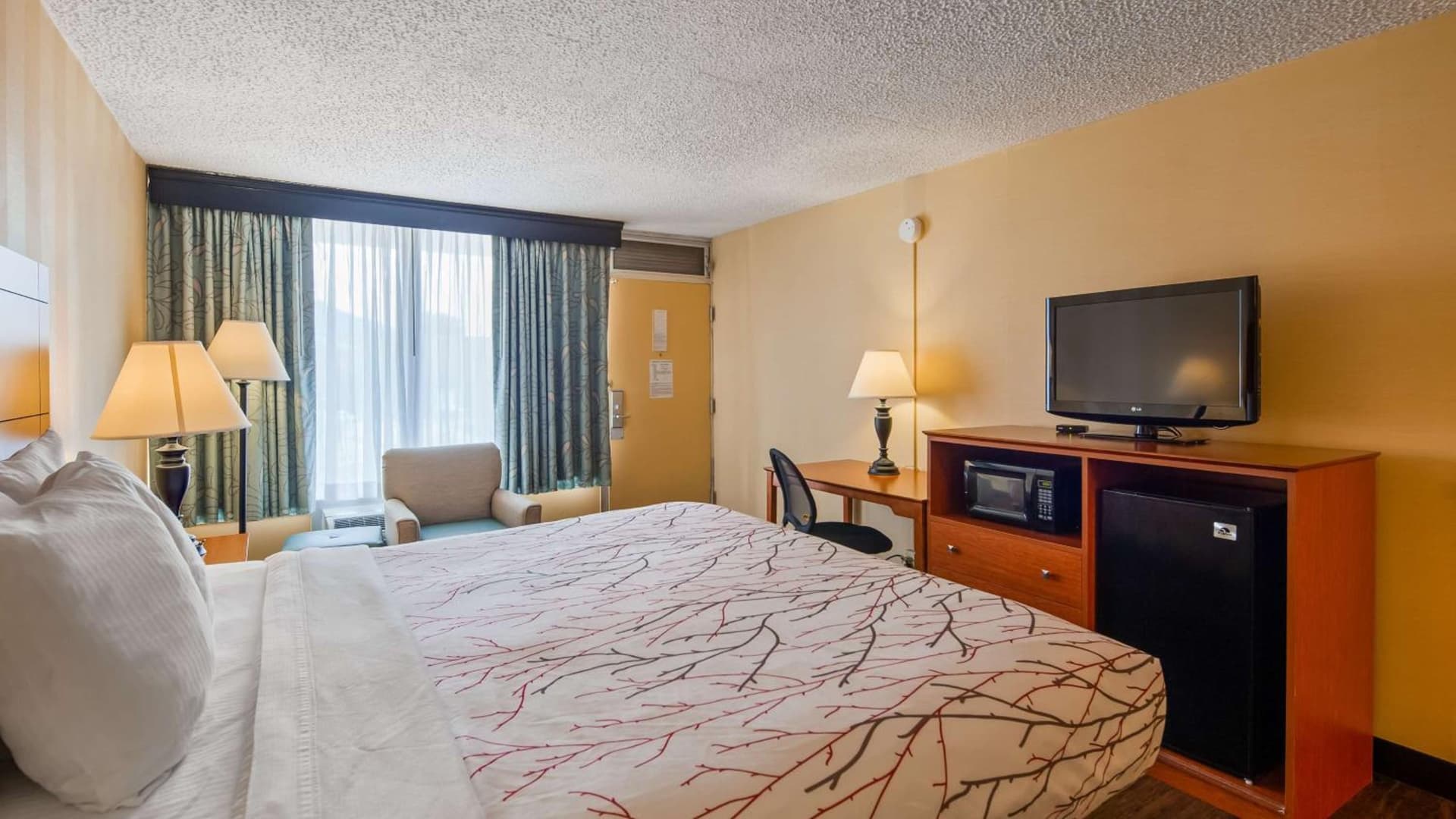 Best Western Fredericksburg gallery photo in Fredericksburg, VA — image 16