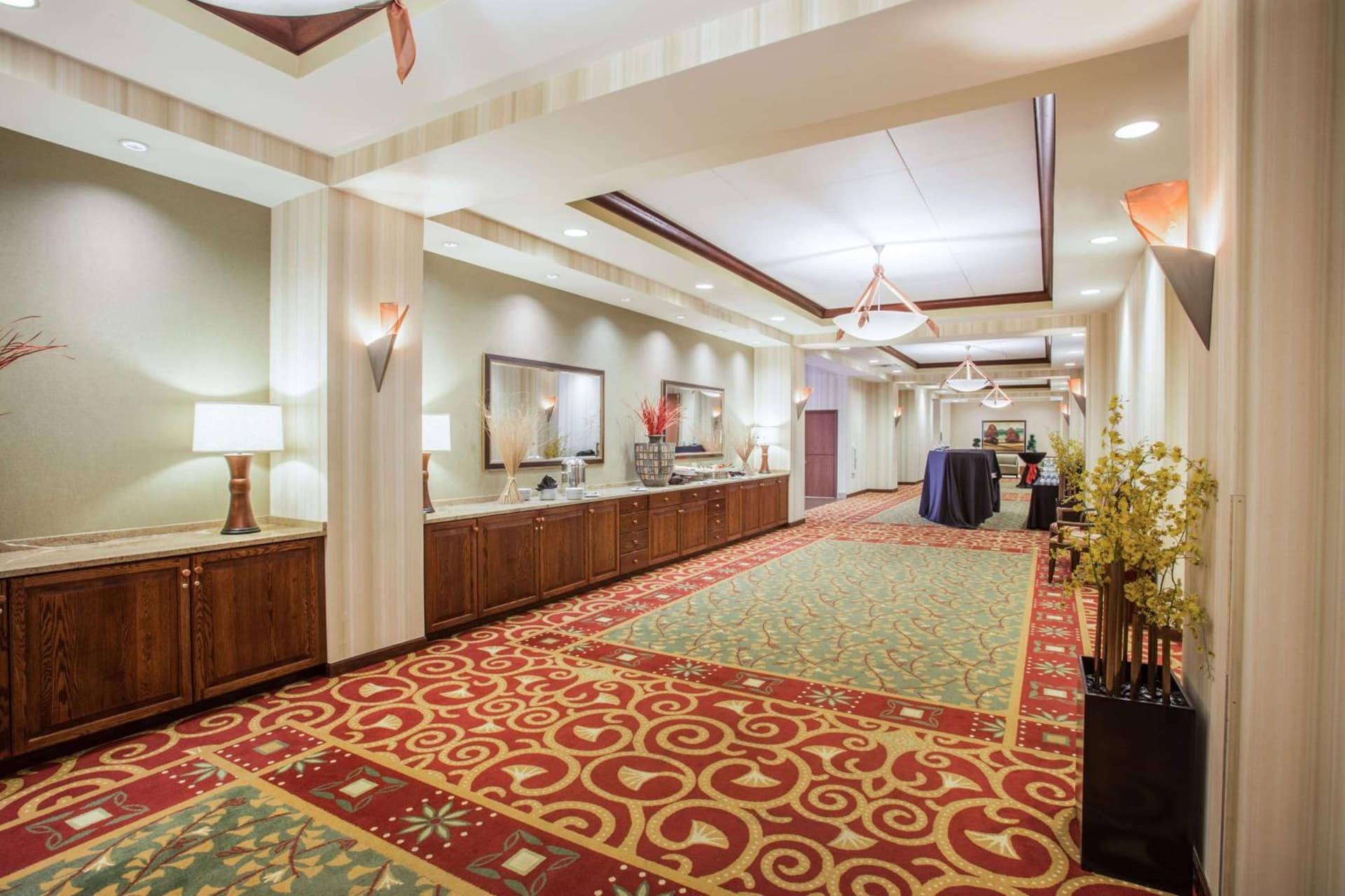 Sonesta Milwaukee West Wauwatosa gallery photo in Wauwatosa, WI — image 43