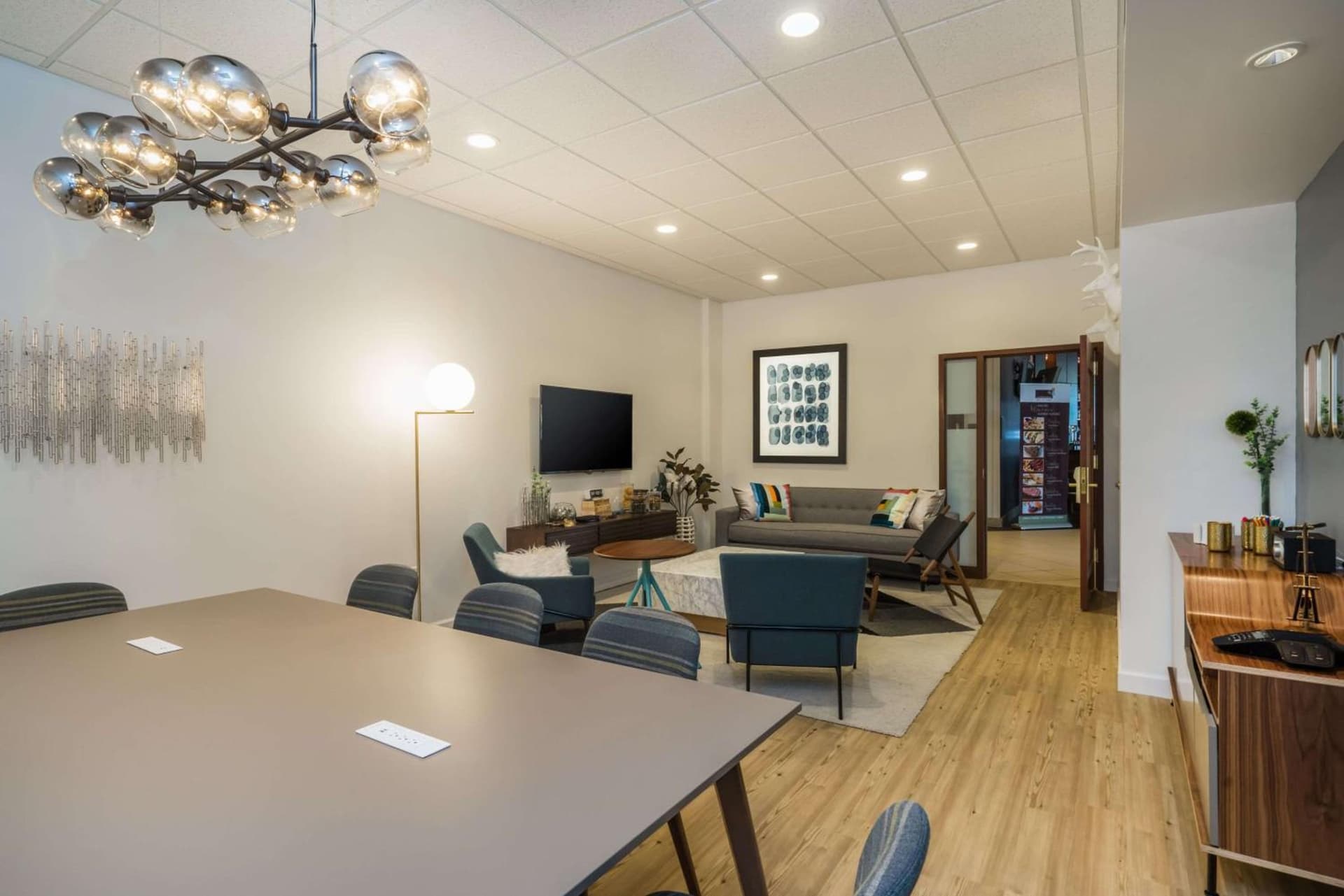 Sonesta Milwaukee West Wauwatosa gallery photo in Wauwatosa, WI — image 7