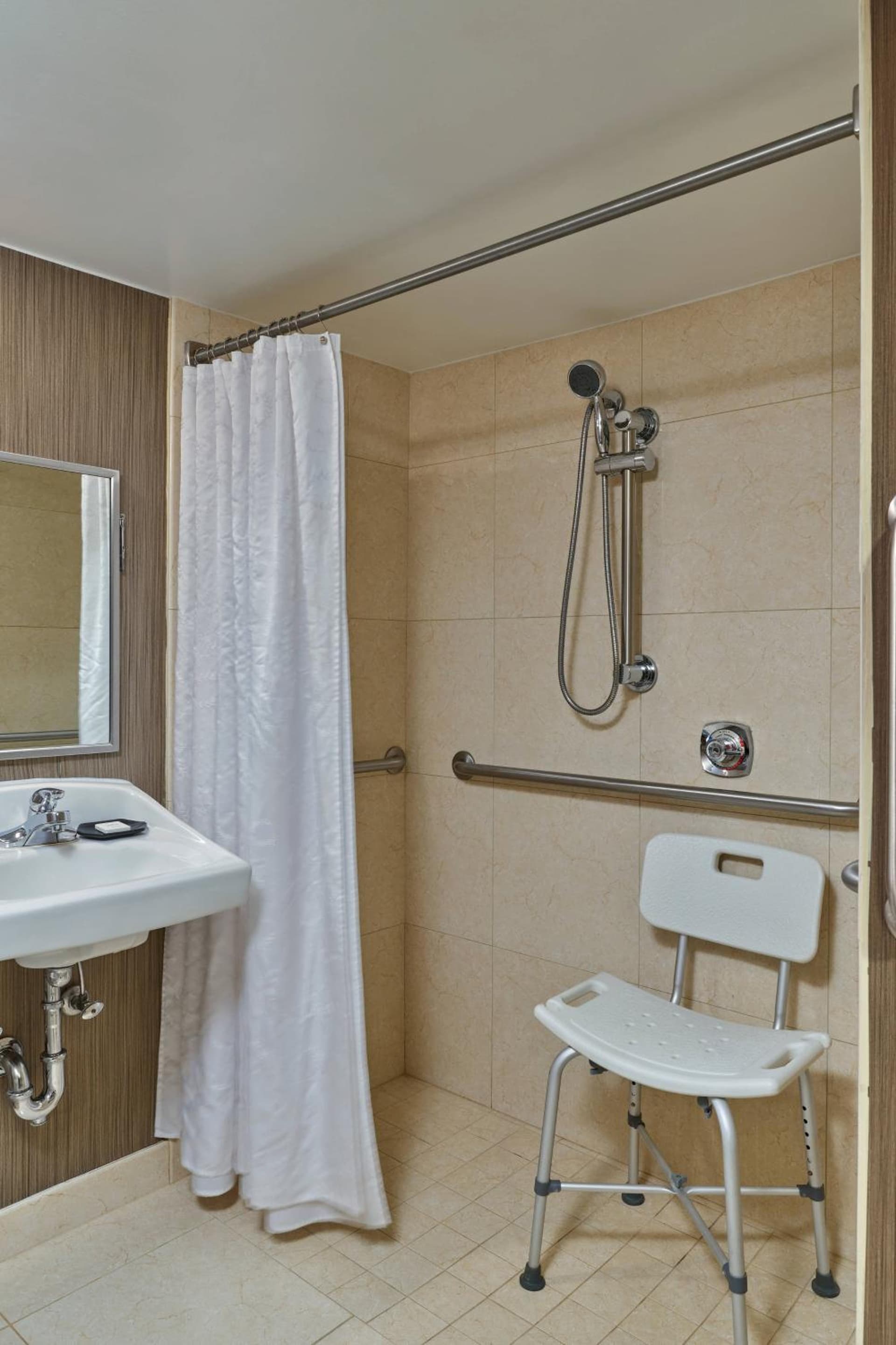 Courtland Grand Hotel, Trademark Collection by Wyndham gallery photo in Atlanta, GA — image 57
