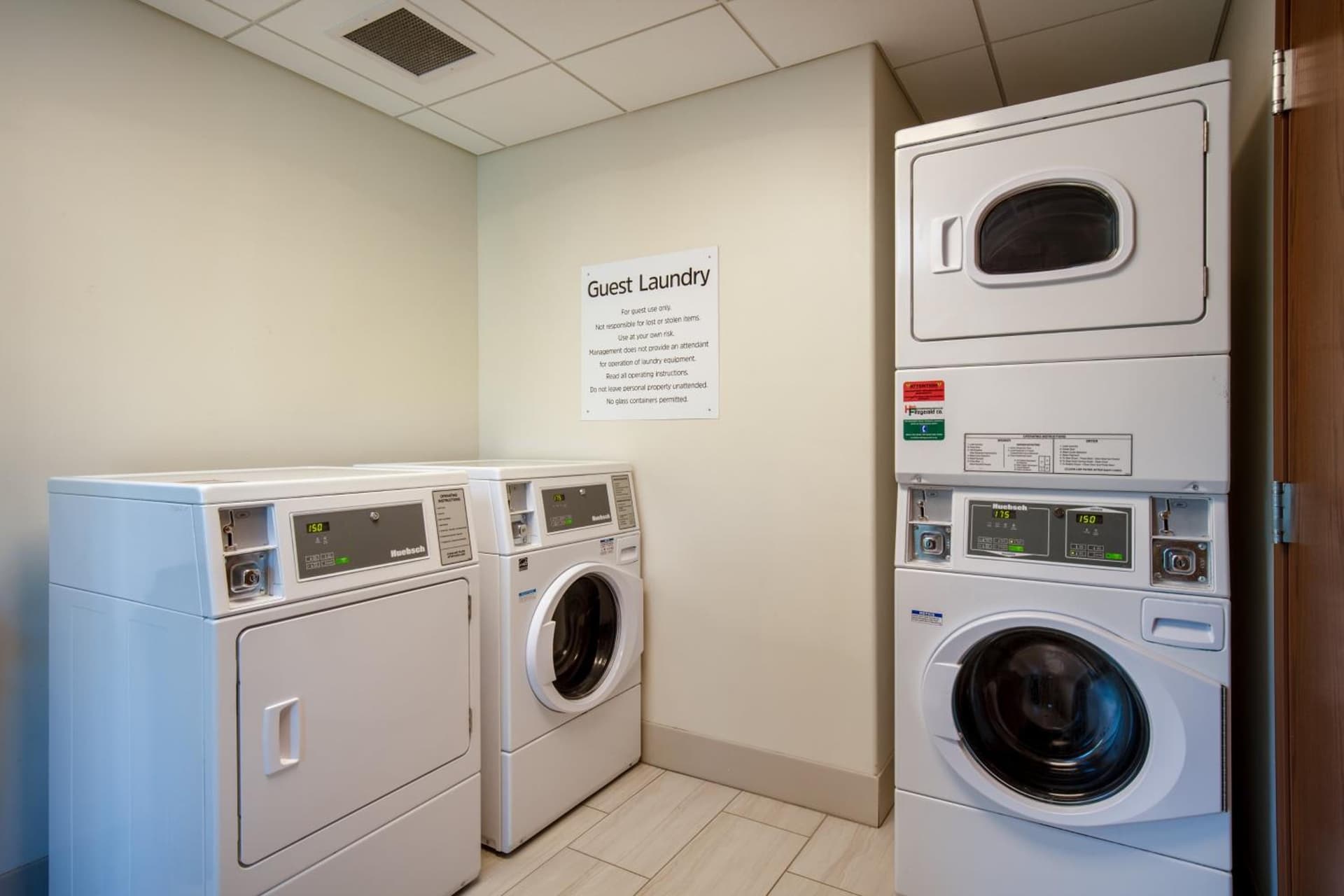 Holiday Inn Express & Suites - Beloit by IHG gallery photo in Beloit, WI — image 17