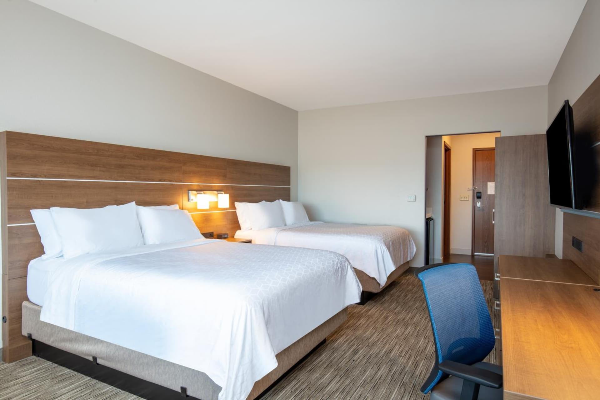 Holiday Inn Express & Suites - Beloit by IHG gallery photo in Beloit, WI — image 45
