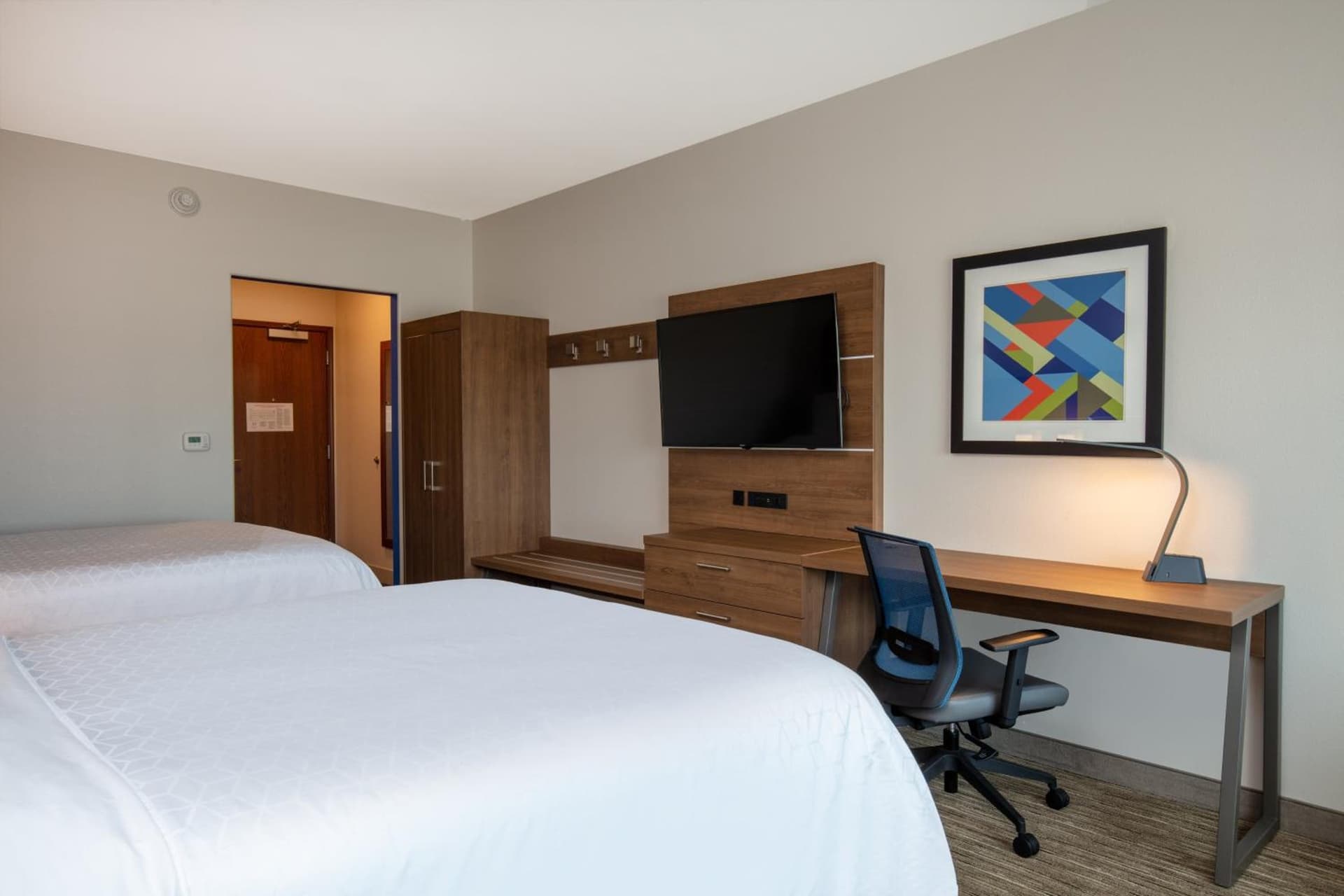 Holiday Inn Express & Suites - Beloit by IHG gallery photo in Beloit, WI — image 53