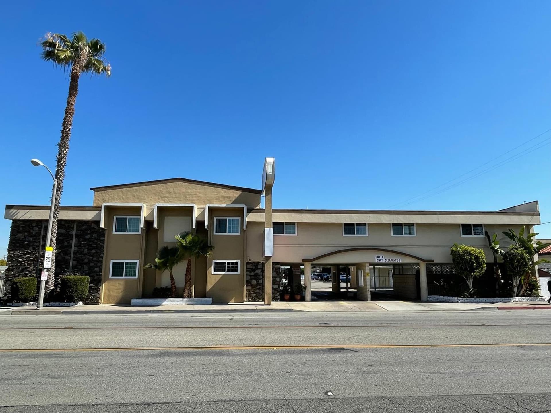 Grand Inn gallery photo in Fullerton, CA — image 61