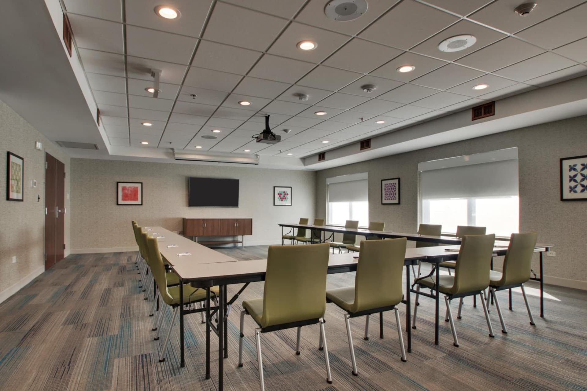 Holiday Inn Express & Suites Aurora - Naperville by IHG gallery photo in Aurora, IL — image 6