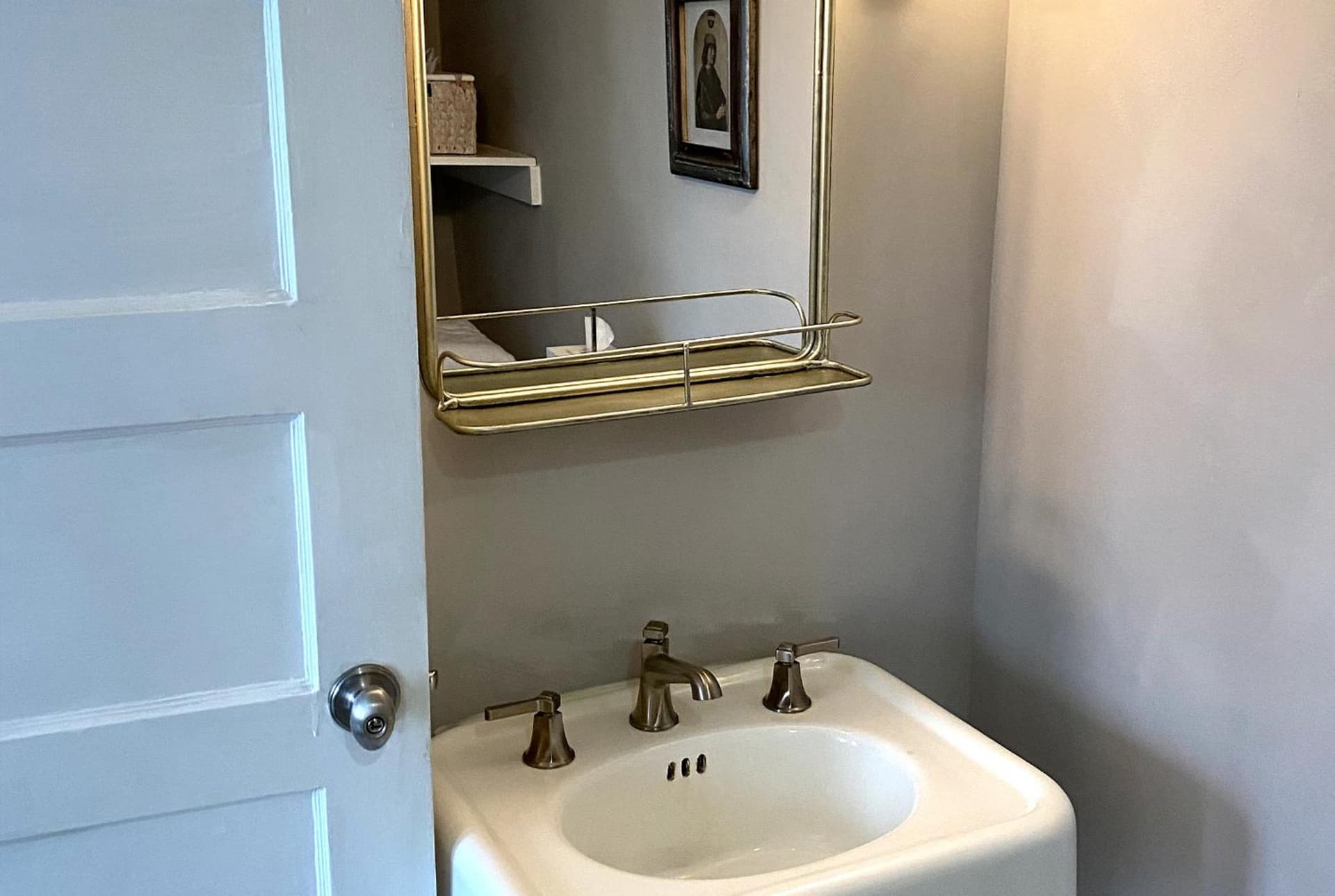 Hotel Laurance gallery photo in Luray, VA — image 55