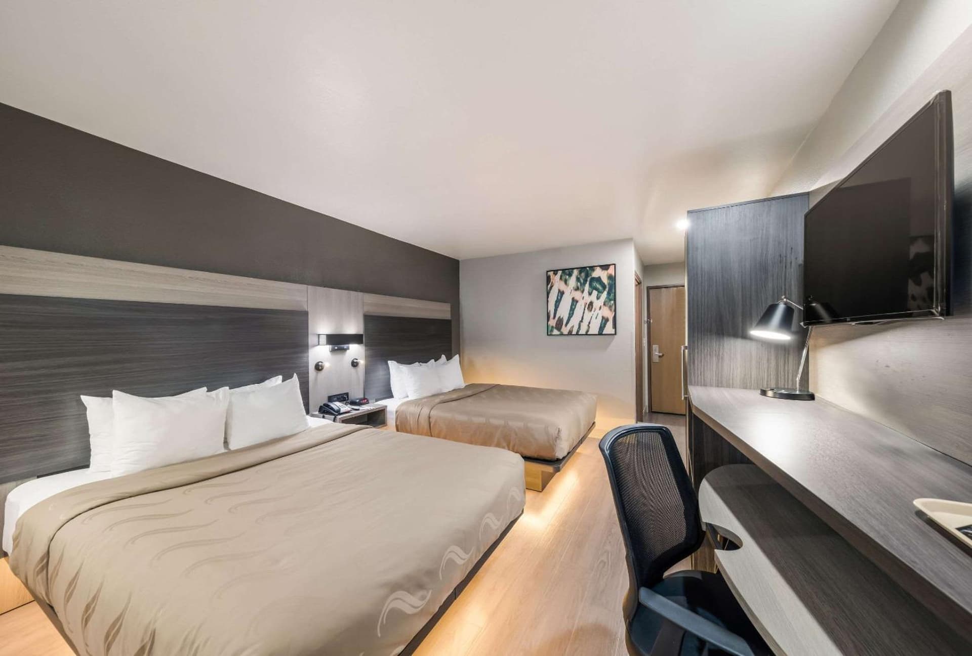 Quality Inn & Suites North Mesquite I-30 gallery photo in Mesquite, TX — image 5