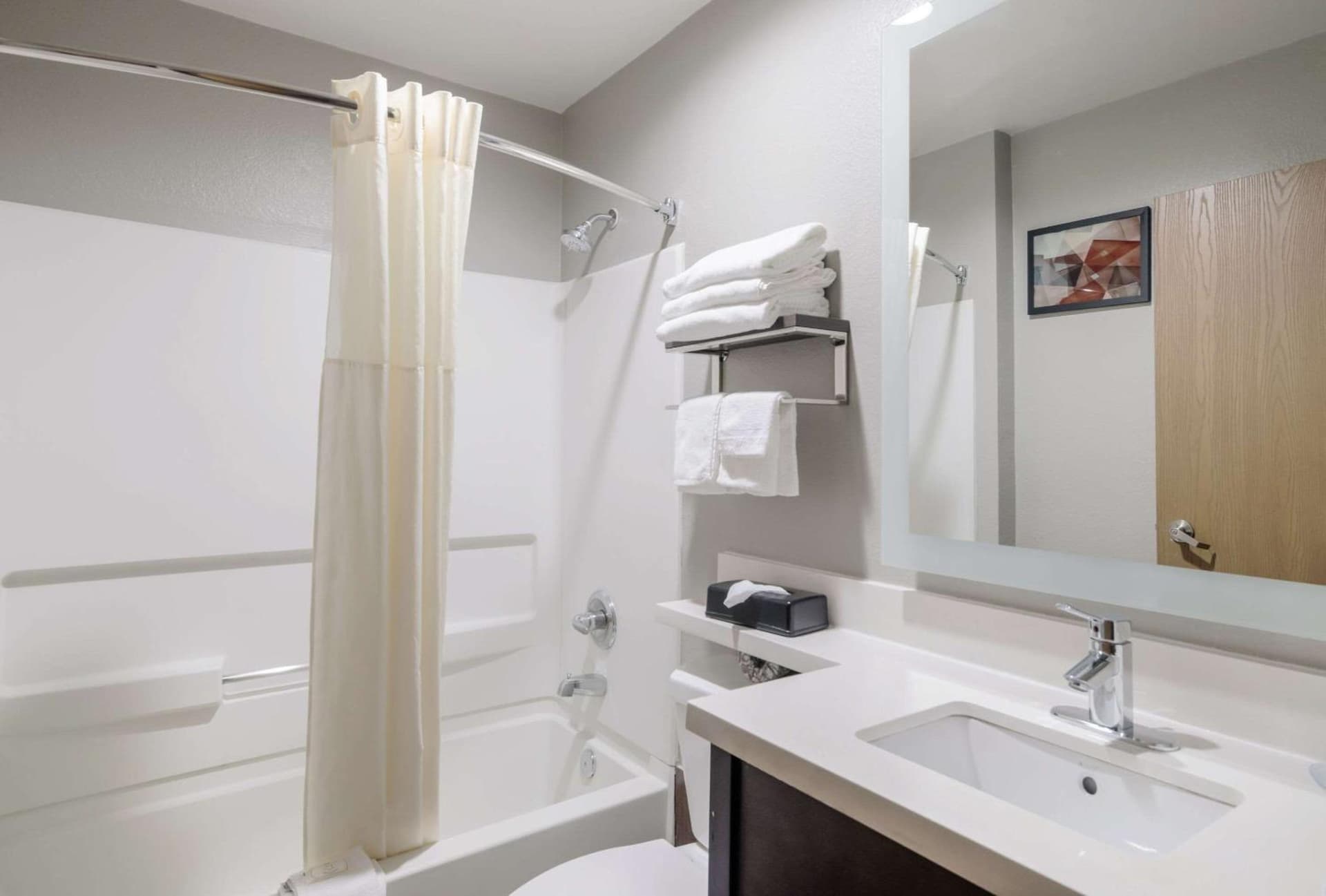 Quality Inn & Suites North Mesquite I-30 gallery photo in Mesquite, TX — image 40