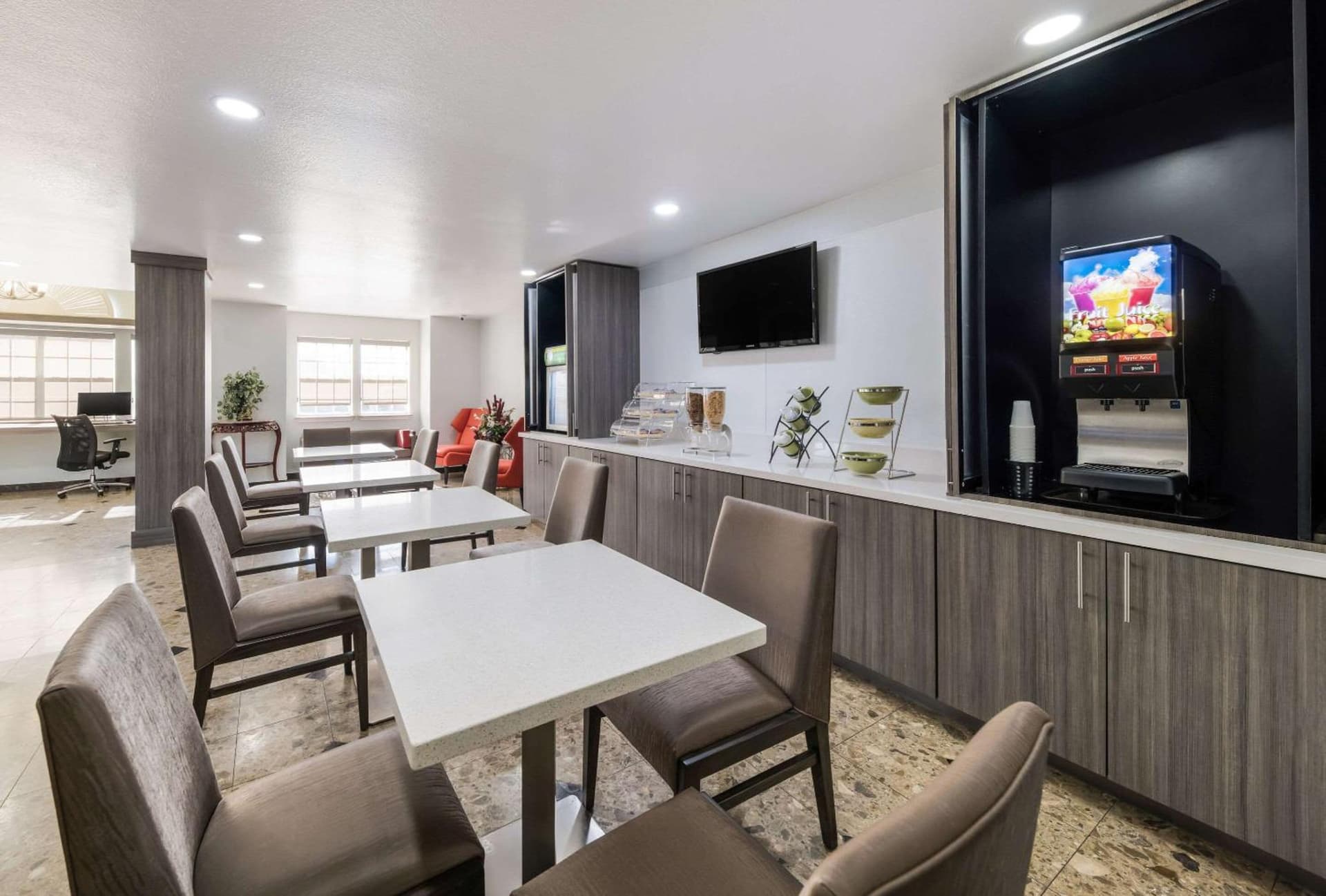 Quality Inn & Suites North Mesquite I-30 gallery photo in Mesquite, TX — image 41