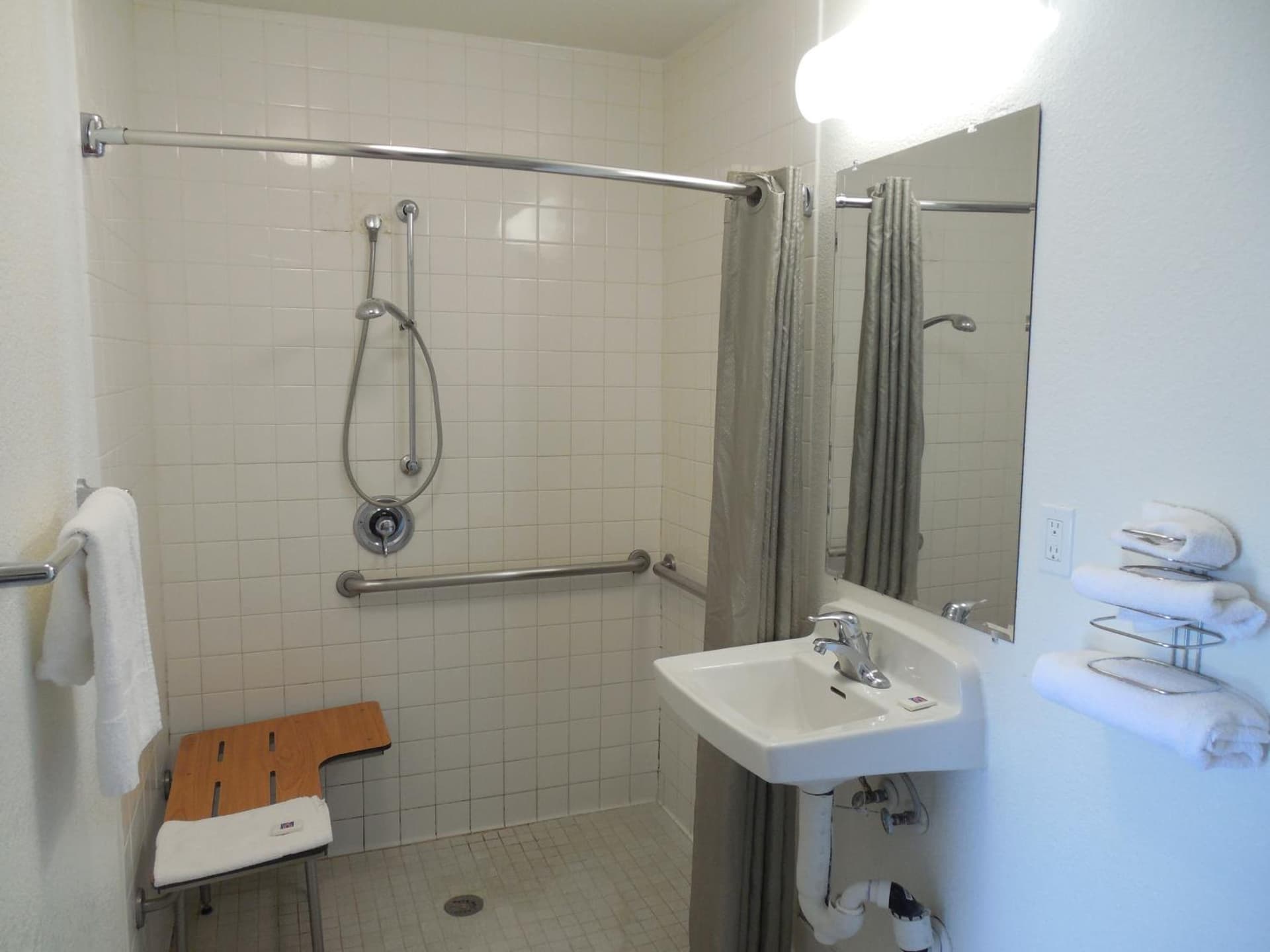Motel 6-Temecula, CA - Historic Old Town gallery photo in Temecula, CA — image 26