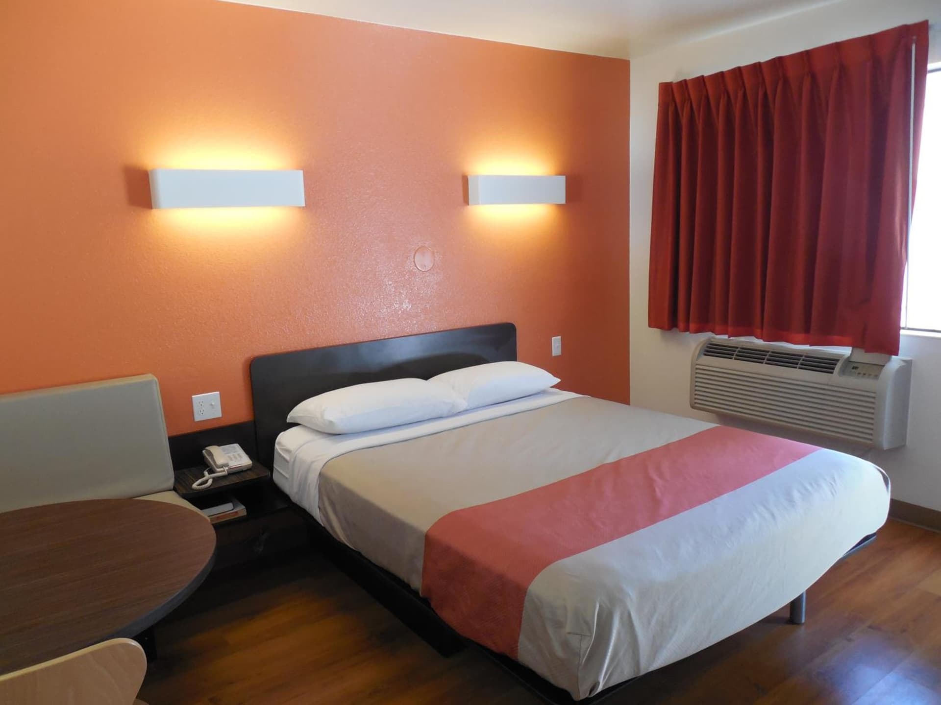 Motel 6-Temecula, CA - Historic Old Town gallery photo in Temecula, CA — image 30