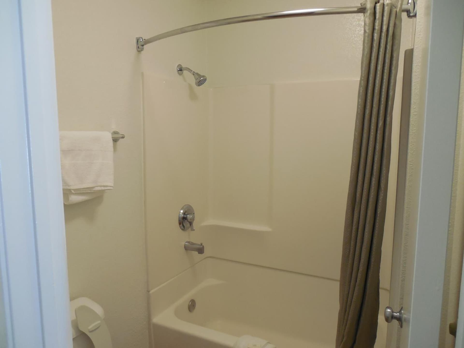 Motel 6-Temecula, CA - Historic Old Town gallery photo in Temecula, CA — image 39