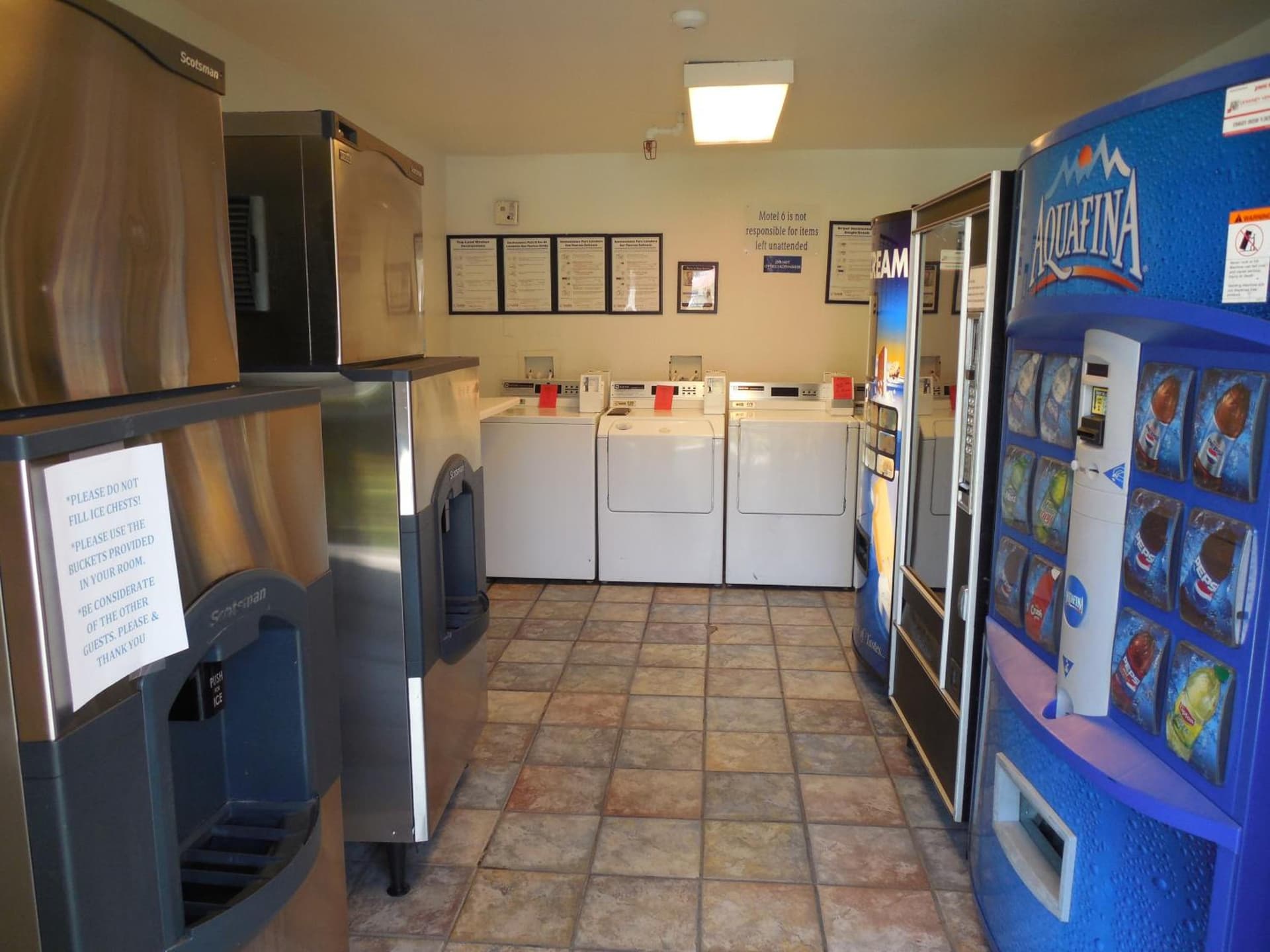 Motel 6-Temecula, CA - Historic Old Town gallery photo in Temecula, CA — image 18