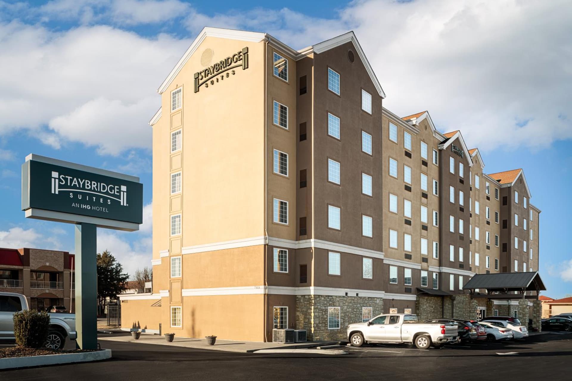 Staybridge Suites Chattanooga-Hamilton Place by IHG gallery photo in Chattanooga, TN — image 23