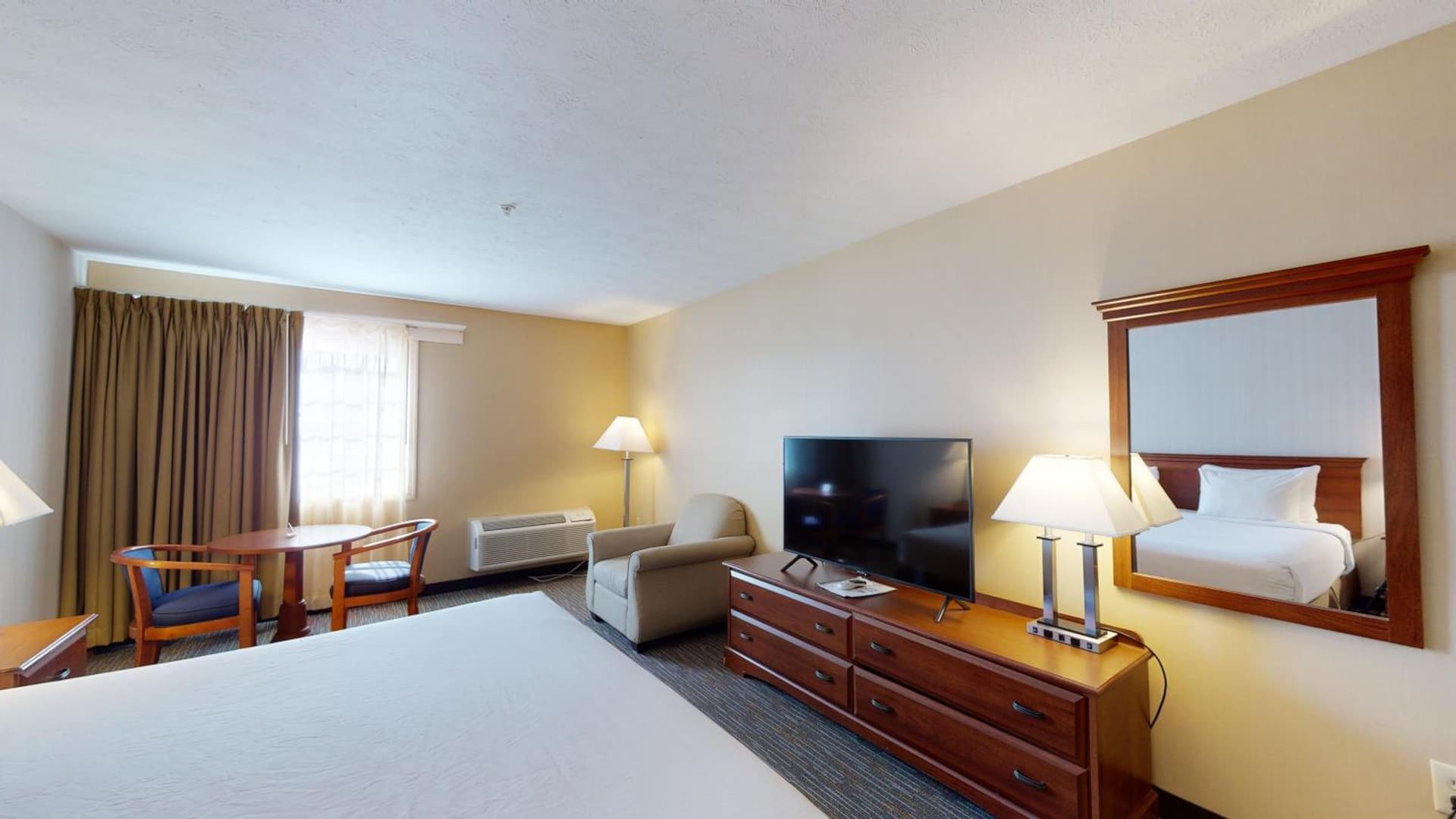 Ramada by Wyndham Strasburg - Shenandoah Valley gallery photo in Strasburg, VA — image 52