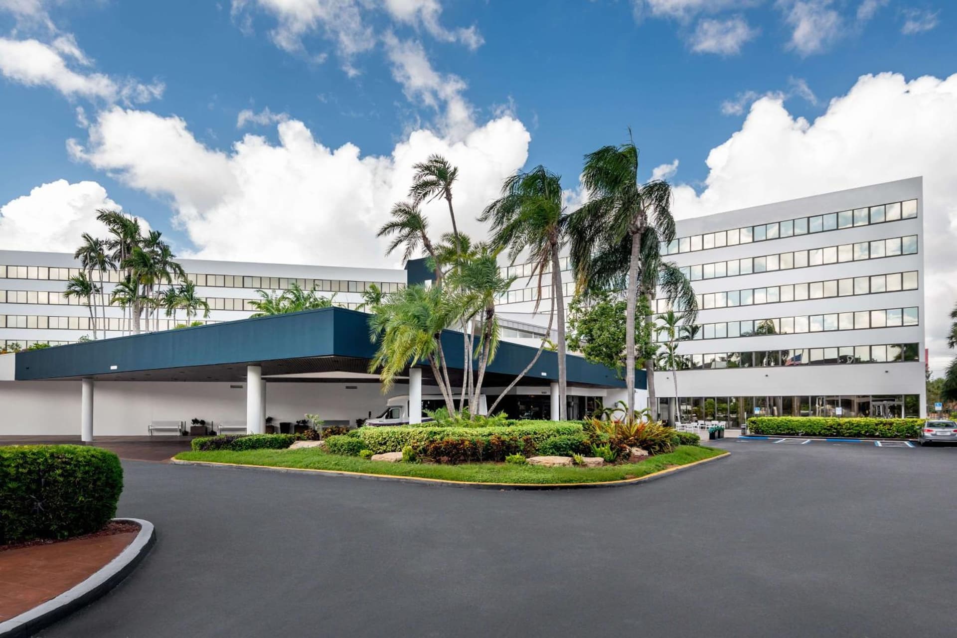 Sonesta Miami Airport interior in Miami, FL — gallery photo 2