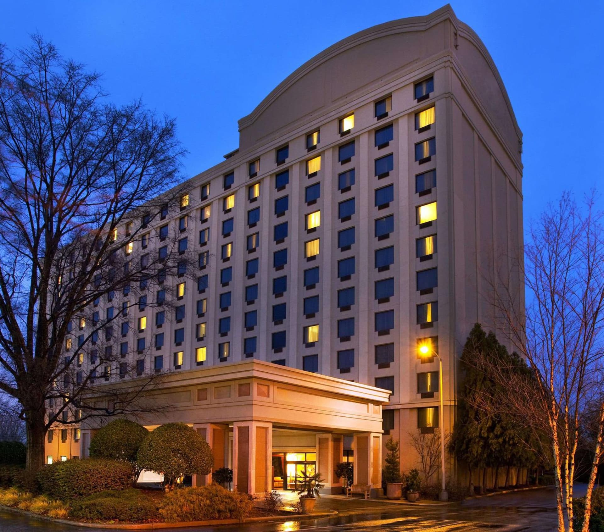 Sonesta Atlanta Airport North interior in Atlanta, GA — gallery photo 2