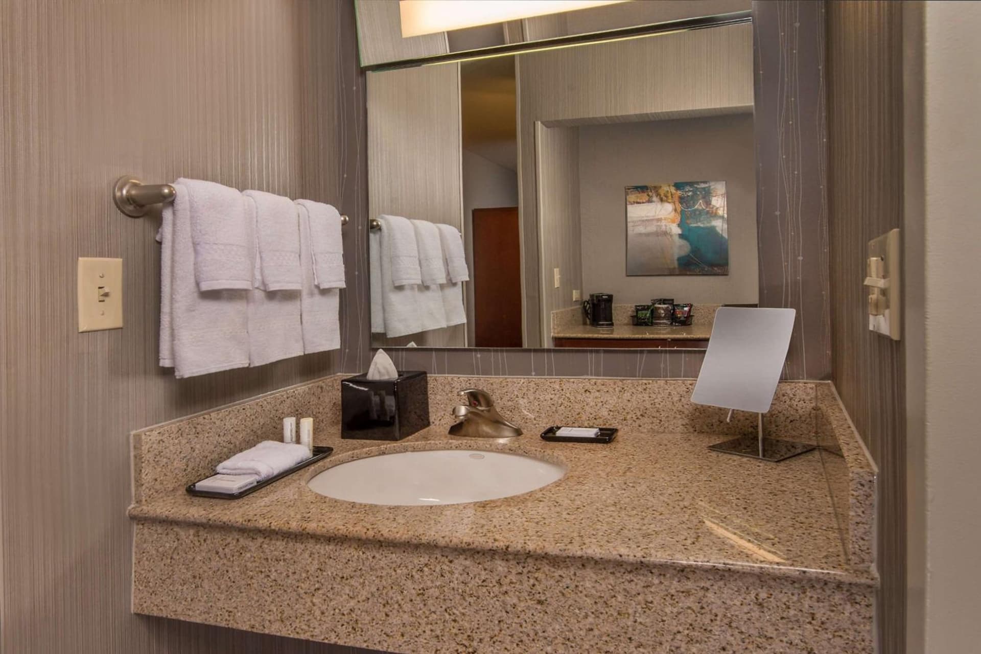 Sonesta Select Arlington Rosslyn gallery photo in Arlington, VA — image 8