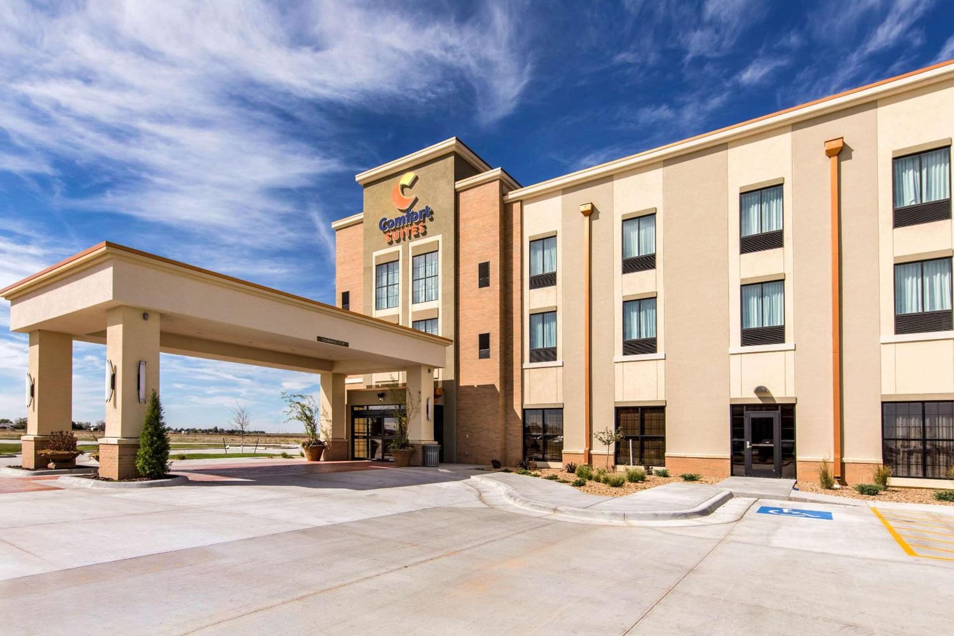 Comfort Suites Liberal North interior in Liberal, KS — gallery photo 2