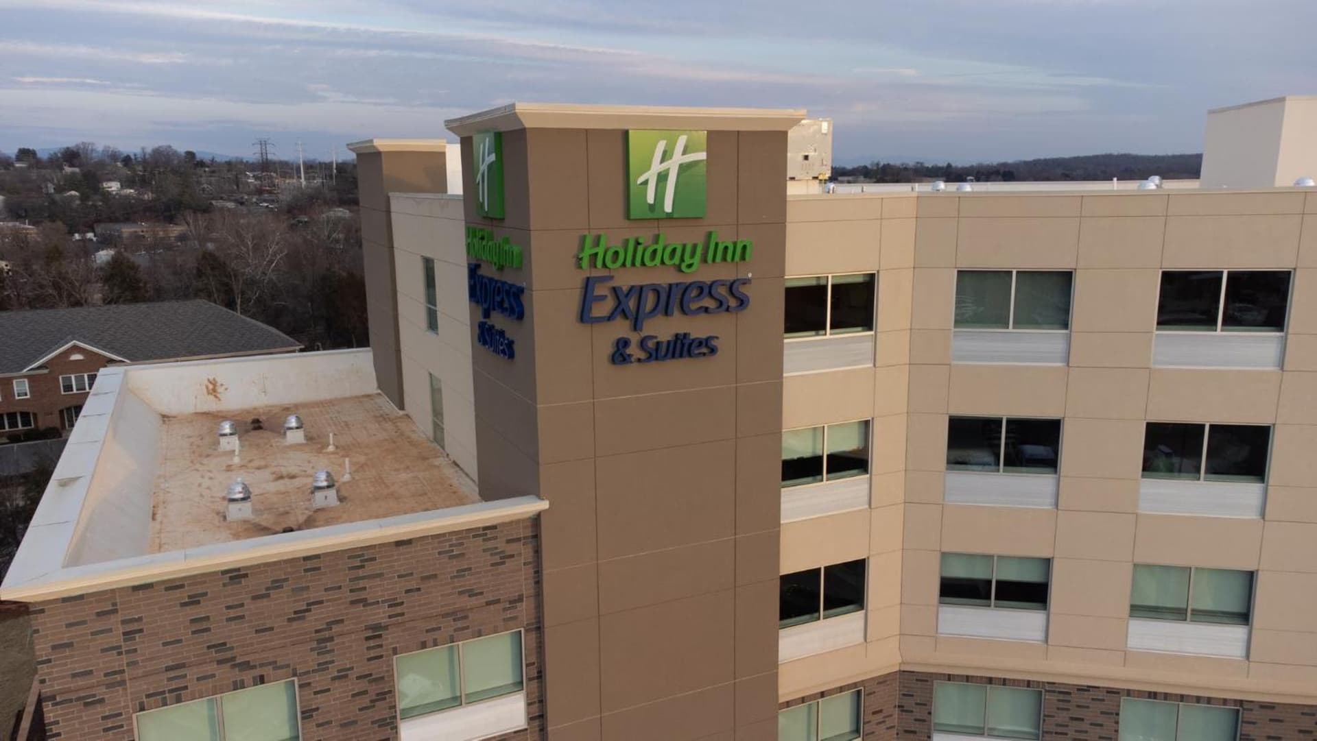 Holiday Inn Express & Suites Charlottesville by IHG gallery photo in Charlottesville, VA — image 89
