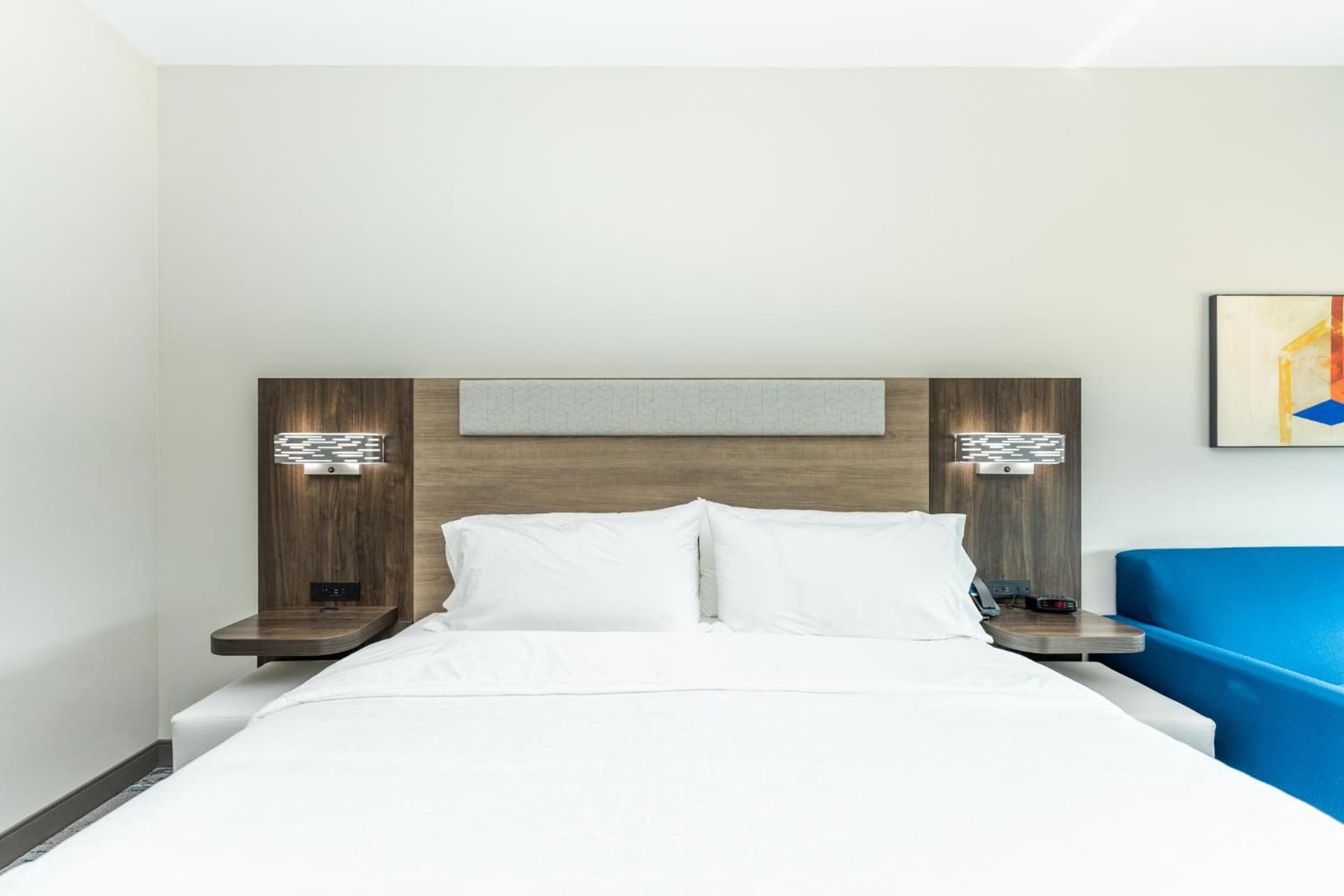 Holiday Inn Express & Suites Charlottesville by IHG gallery photo in Charlottesville, VA — image 68