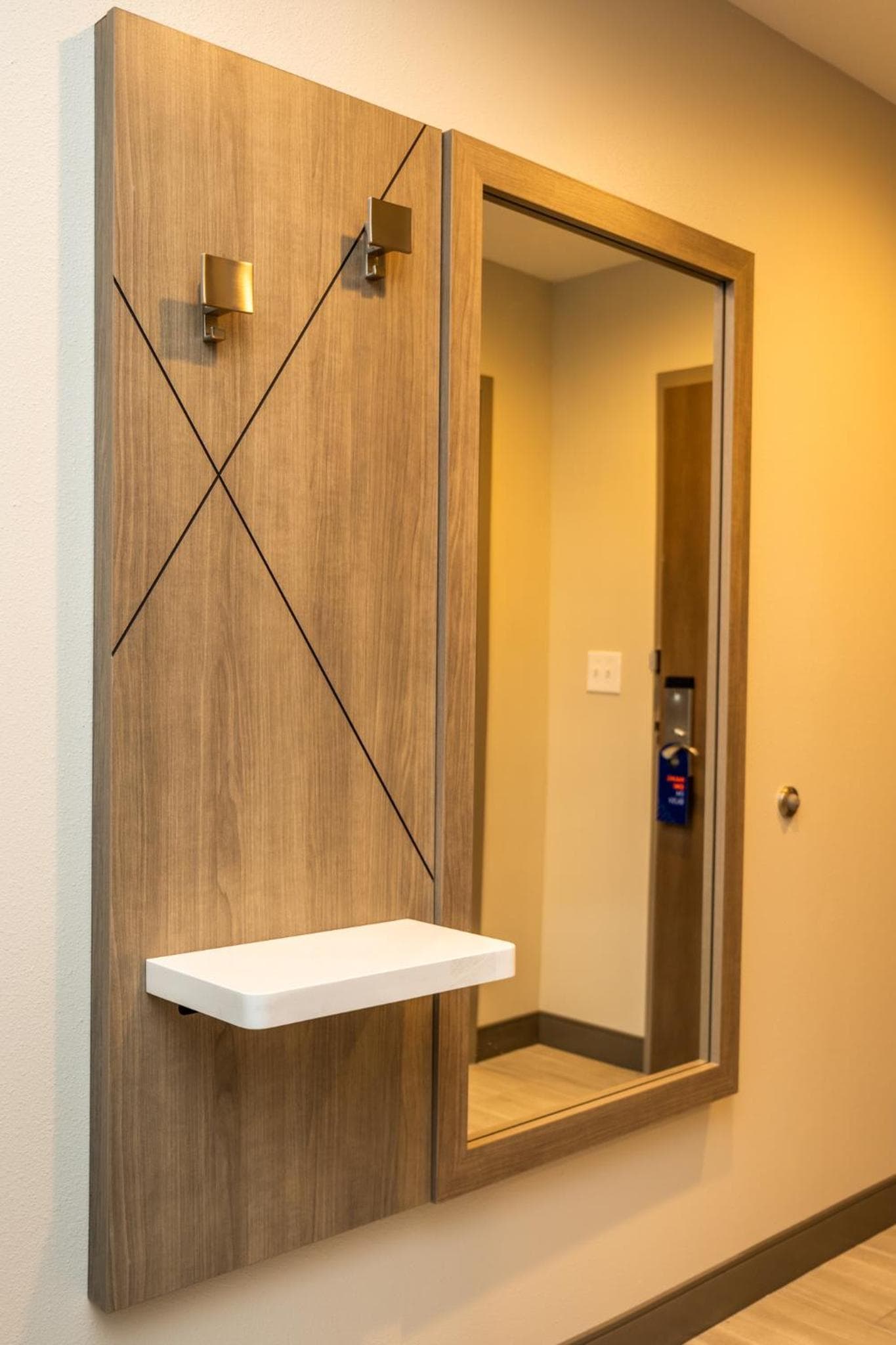 Holiday Inn Express & Suites Charlottesville by IHG gallery photo in Charlottesville, VA — image 69