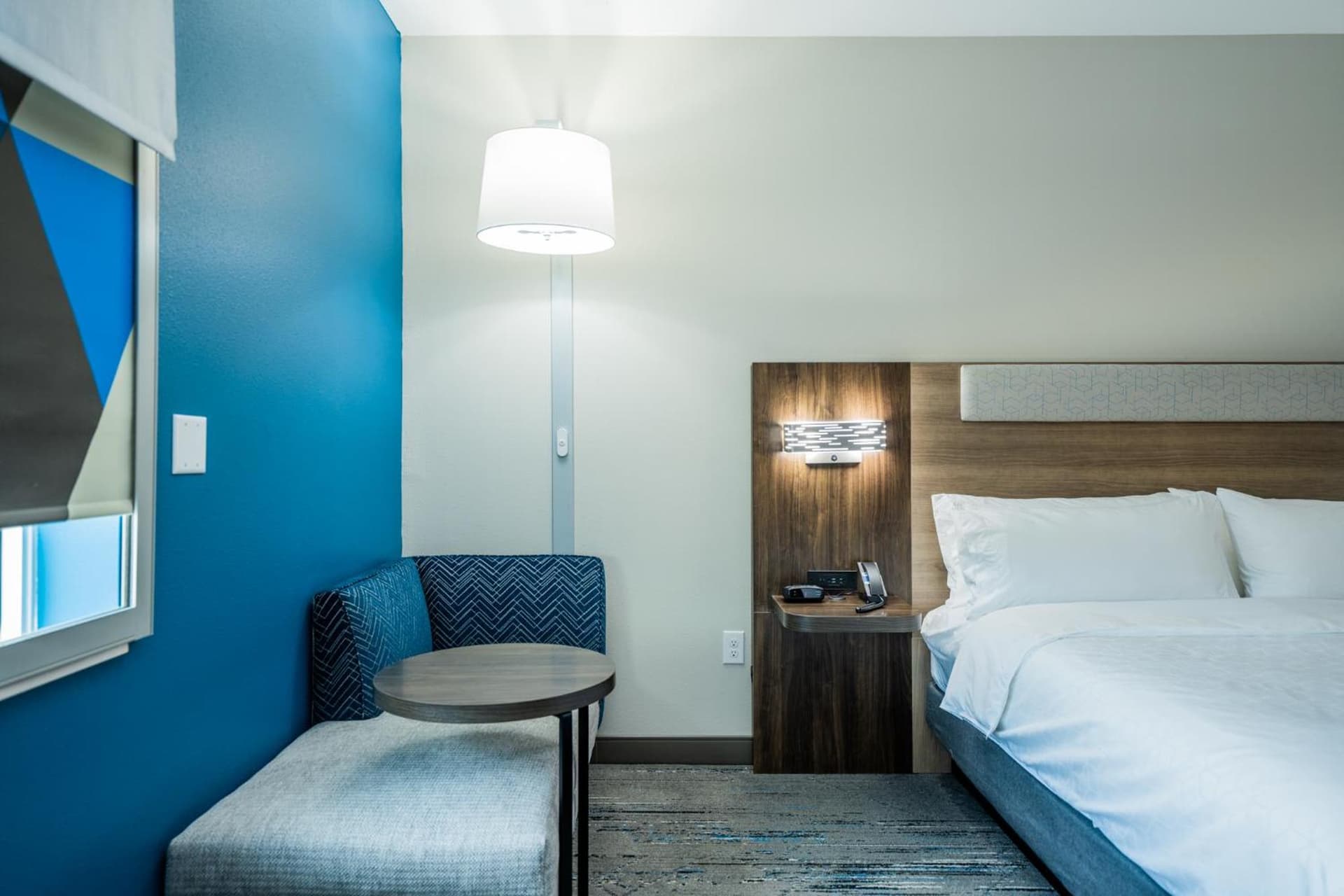 Holiday Inn Express & Suites Charlottesville by IHG gallery photo in Charlottesville, VA — image 91