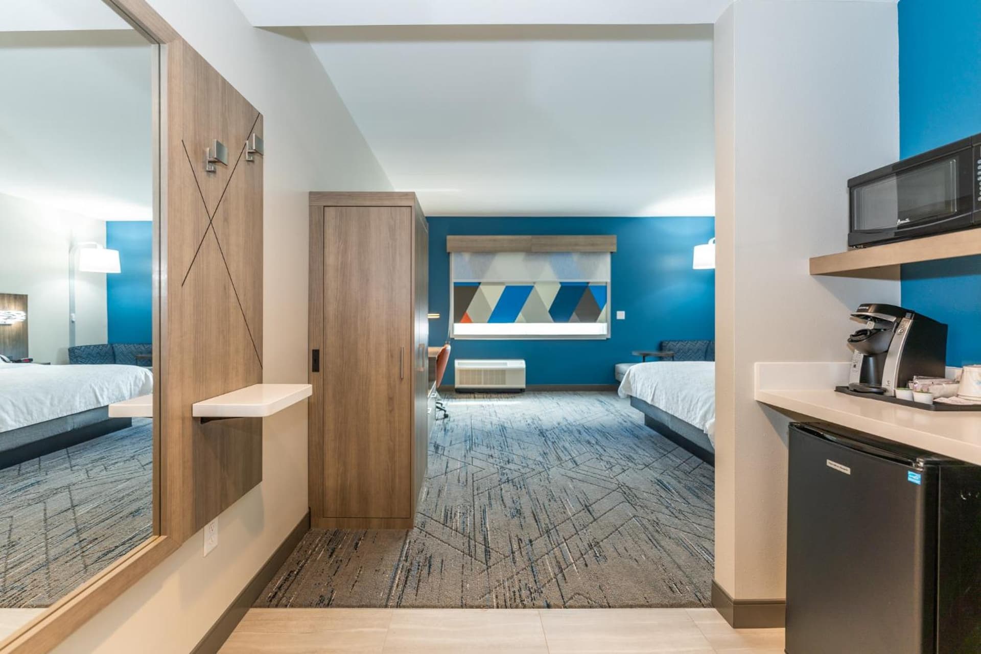 Holiday Inn Express & Suites Charlottesville by IHG gallery photo in Charlottesville, VA — image 15