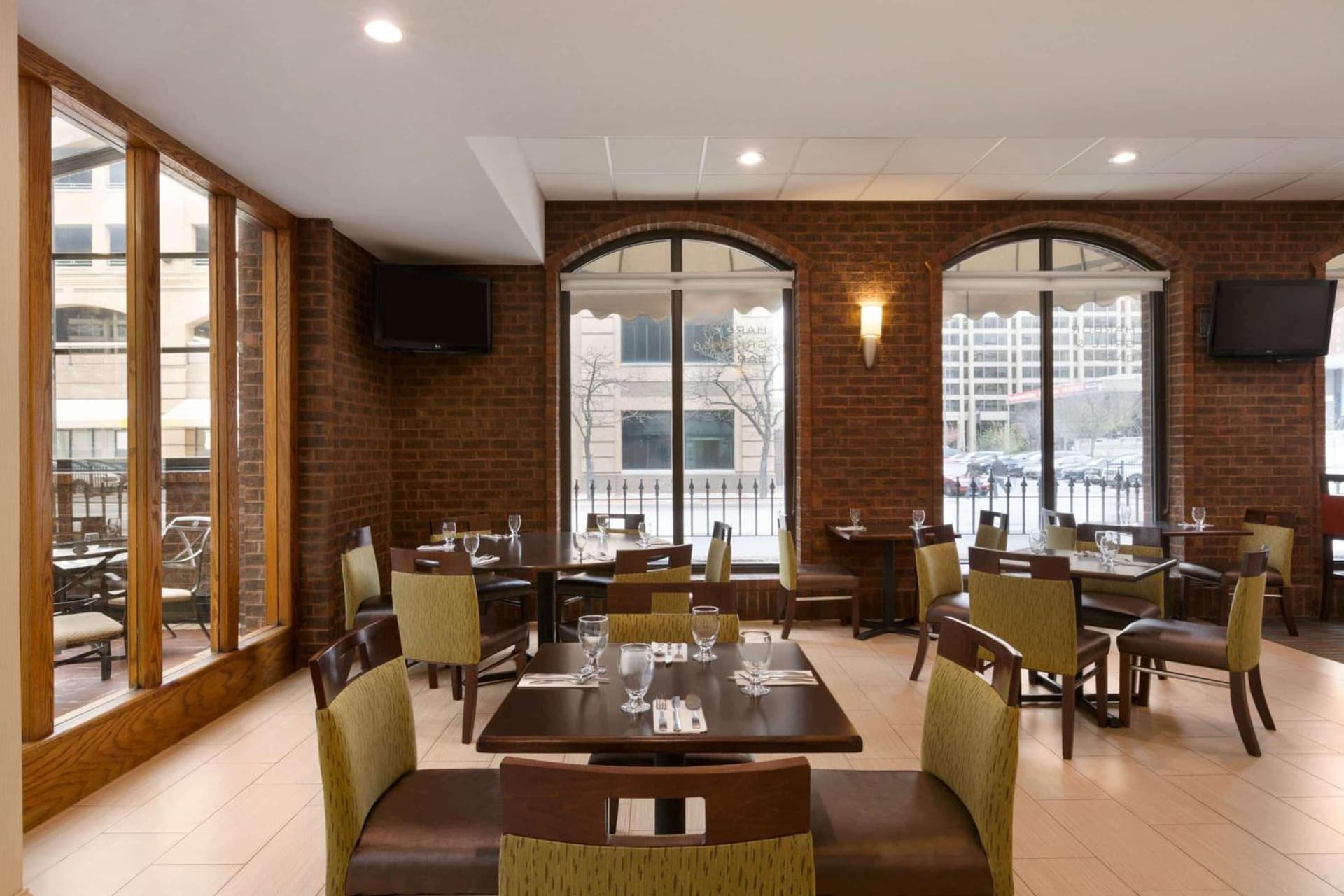 Days Inn by Wyndham Baltimore Inner Harbor gallery photo in Baltimore, MD — image 8