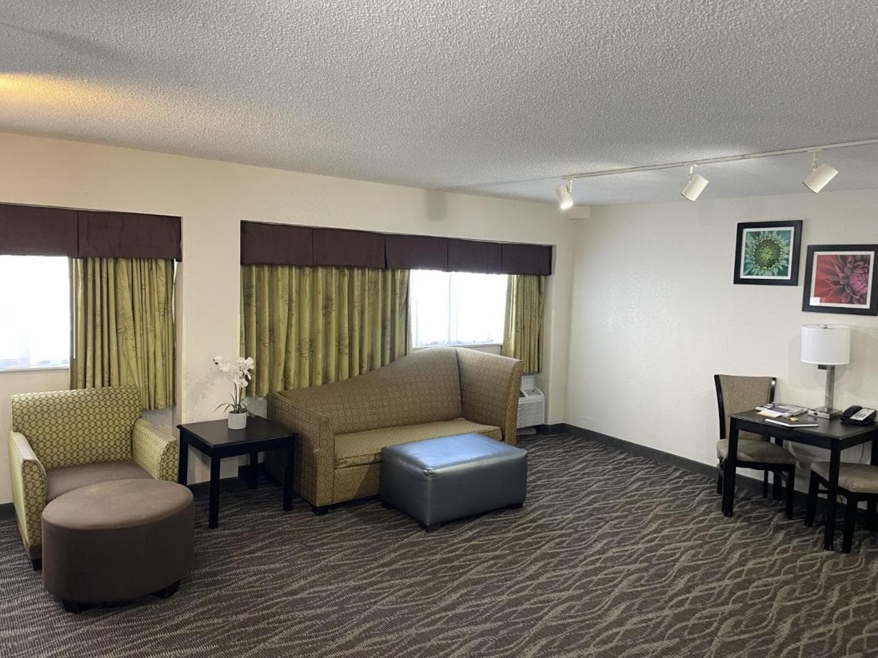 Fairfield by Marriott Inn & Suites Charleston Downtown gallery photo in Charleston, SC — image 13