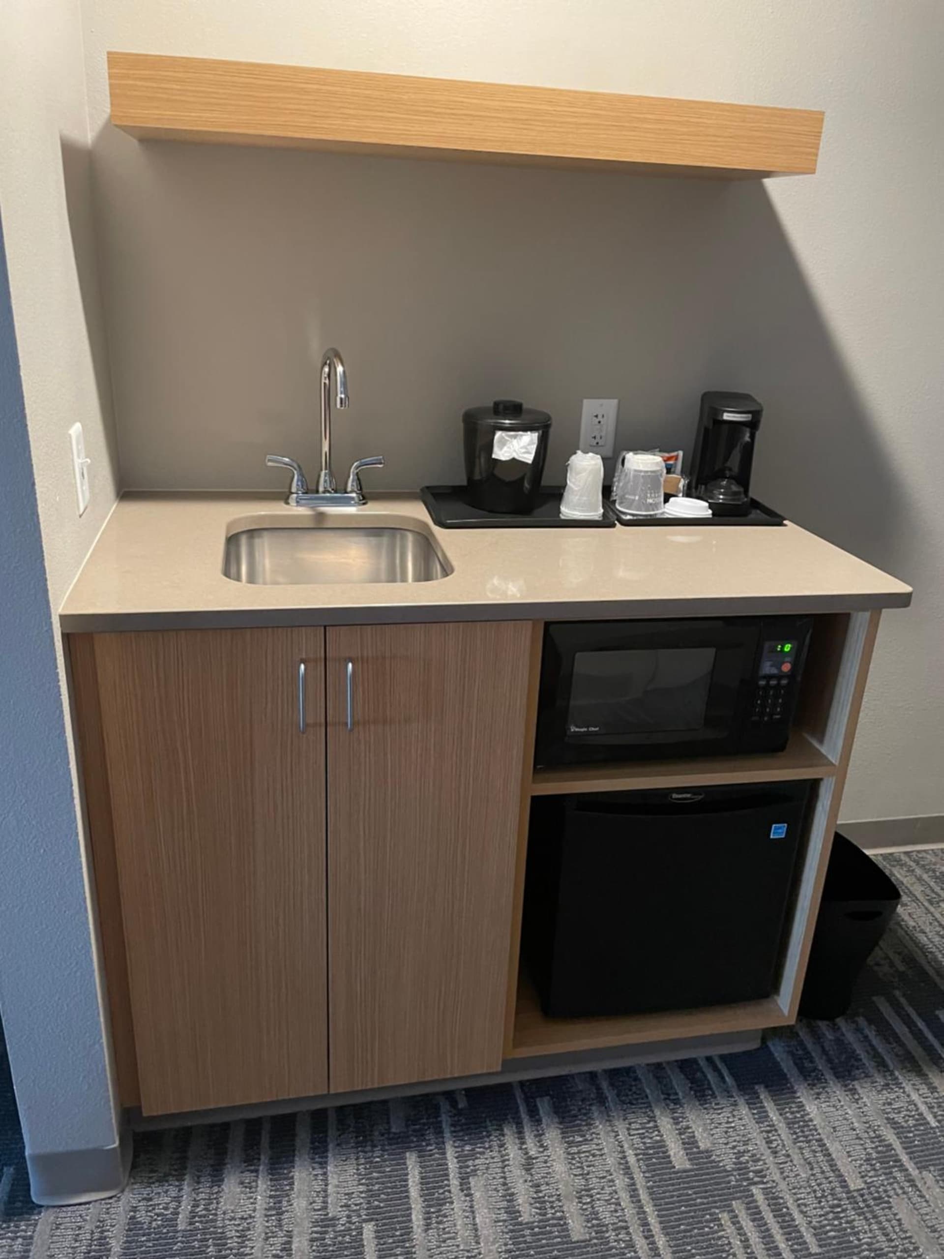 Country Inn & Suites by Radisson, Madison, WI gallery photo in Madison, WI — image 4
