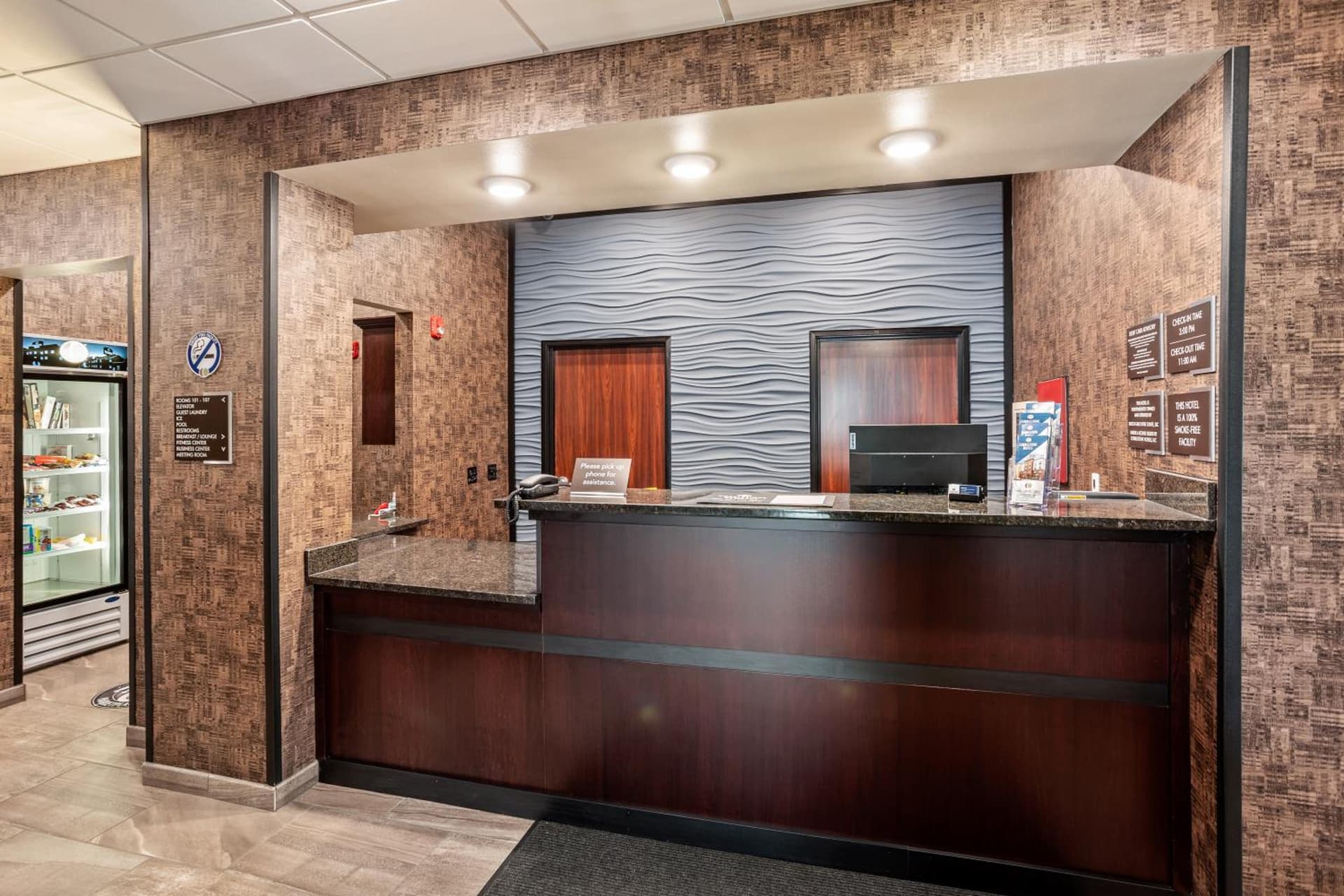 Cobblestone Hotel & Suites - Little Chute gallery photo in Little Chute, WI — image 8