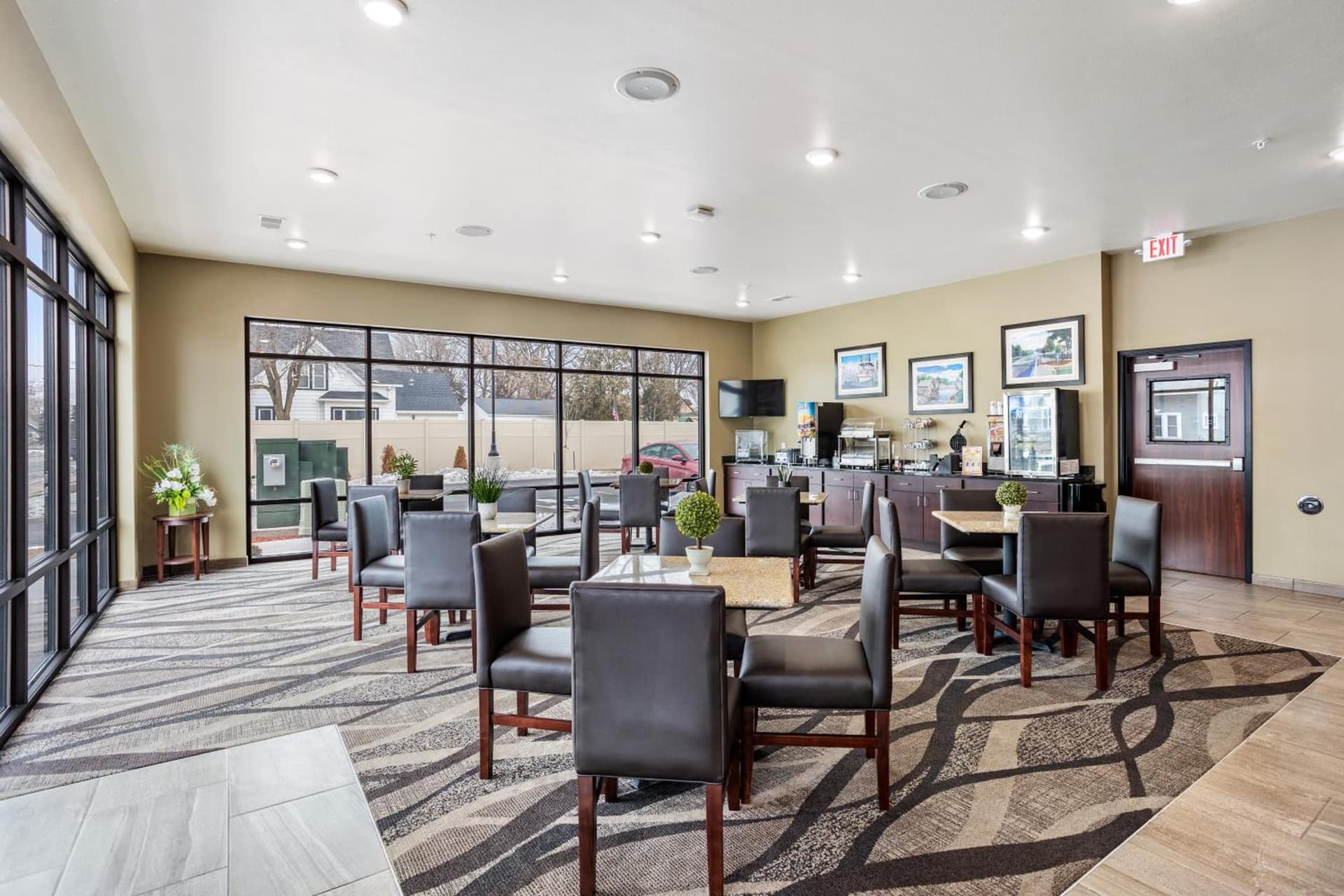 Cobblestone Hotel & Suites - Little Chute gallery photo in Little Chute, WI — image 28