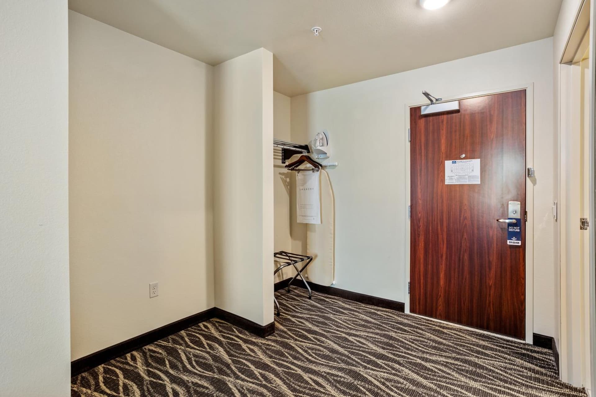 Cobblestone Hotel & Suites - Little Chute gallery photo in Little Chute, WI — image 30