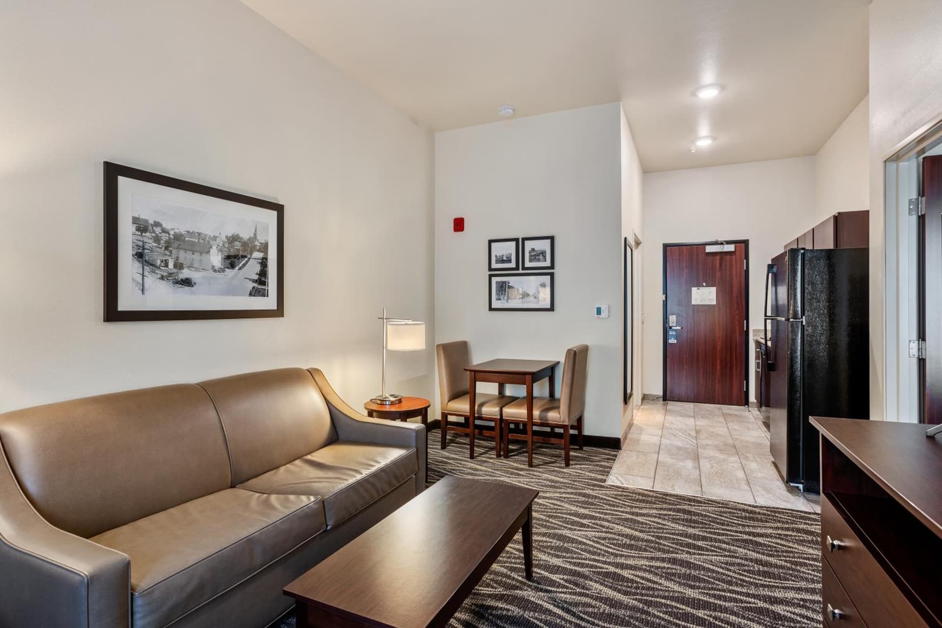 Cobblestone Hotel & Suites - Little Chute gallery photo in Little Chute, WI — image 32