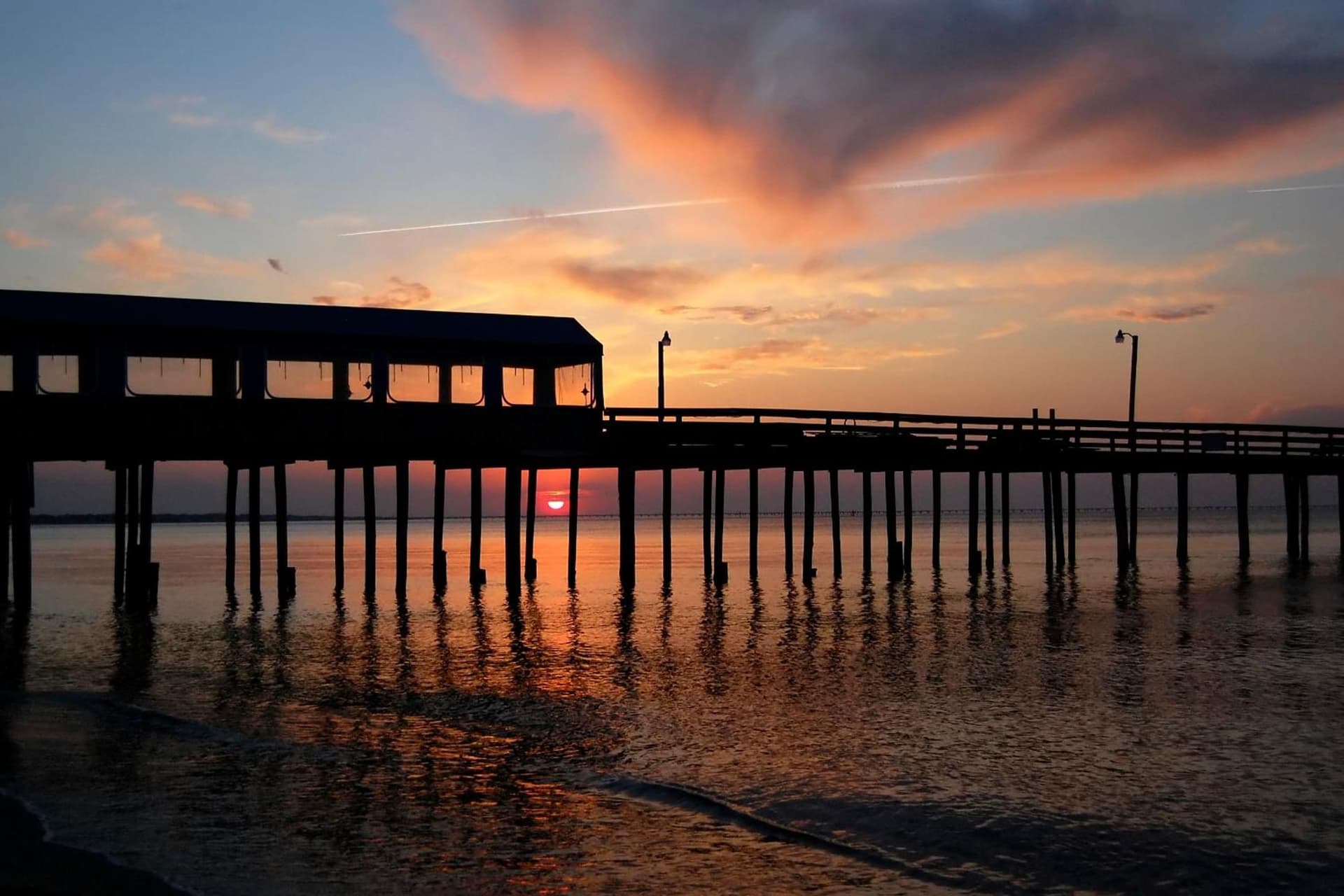 Country Inn & Suites by Radisson, Virginia Beach Oceanfront gallery photo in Virginia Beach, VA — image 8