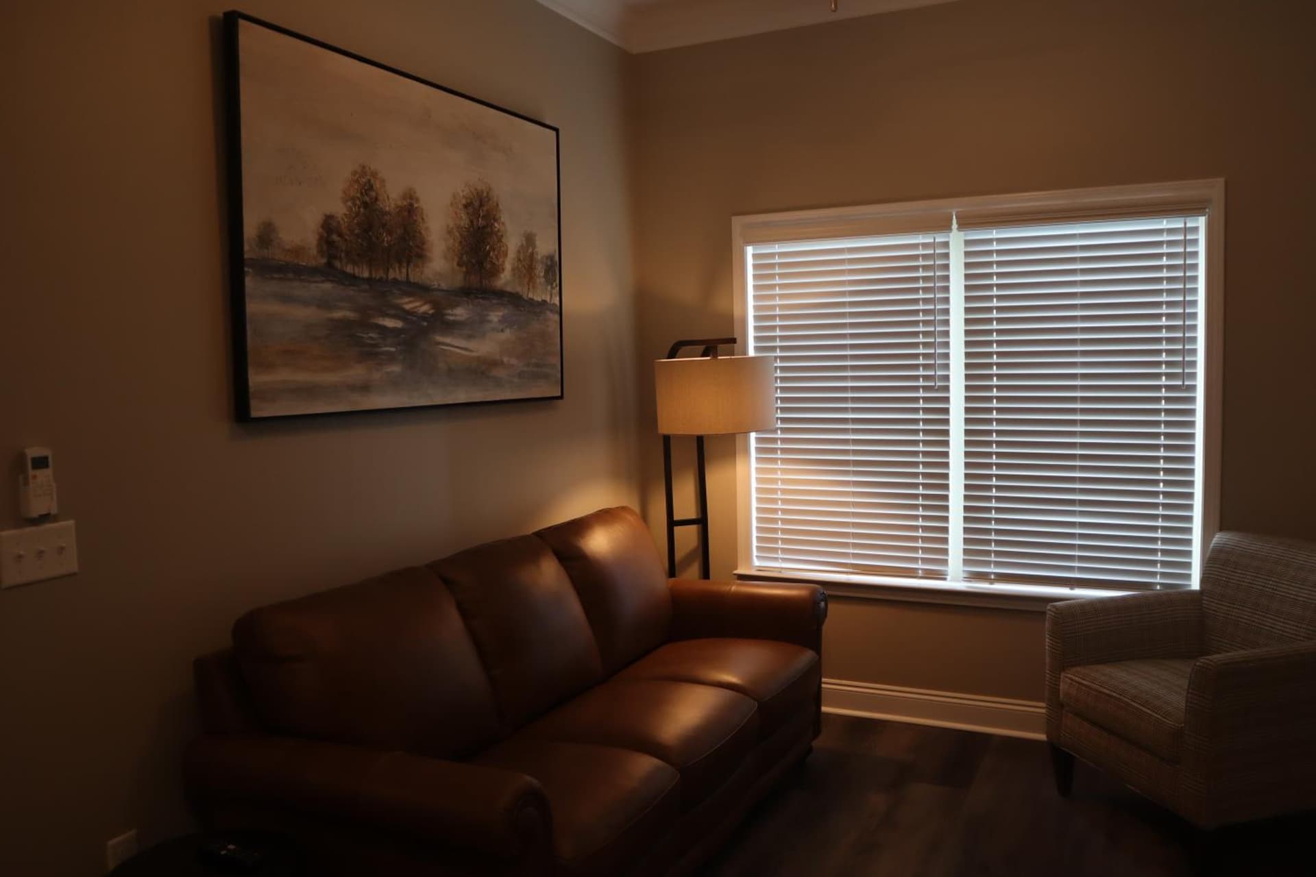Magnolia Creek Lodge property views in Cottonwood, AL — gallery photo 3